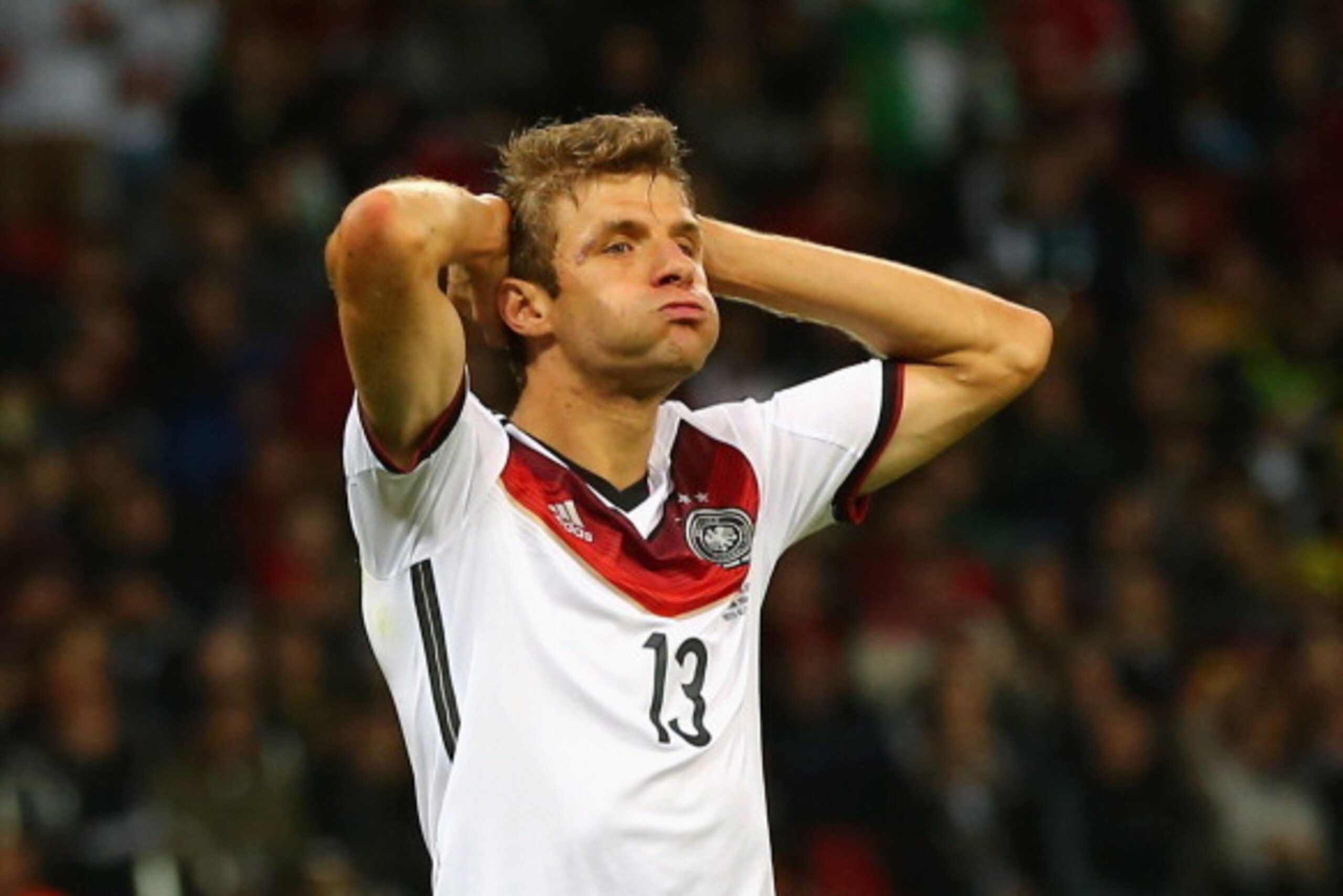PORTO ALEGRE, BRAZIL - JUNE 30: Thomas Mueller of Germany reacts after a missed chance during the 2014 FIFA World Cup Brazil Round of 16 match between Germany and Algeria at Estadio Beira-Rio on June 30, 2014 in Porto Alegre, Brazil. (Photo by Martin Ro PORTO ALEGRE, BRAZIL - JUNE 30: Thomas Mueller of Germany reacts after a missed chance during the 2014 FIFA World Cup Brazil Round of 16 match between Germany and Algeria at Estadio Beira-Rio on June 30, 2014 in Porto Alegre, Brazil. (Photo by Martin Ro