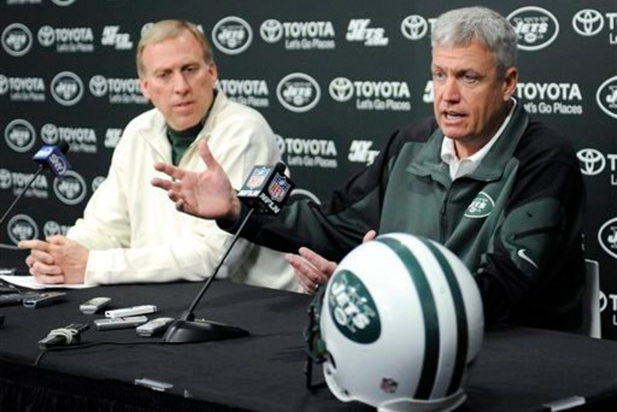 John Idzik took a leap of faith when deciding to keep Rex Ryan.