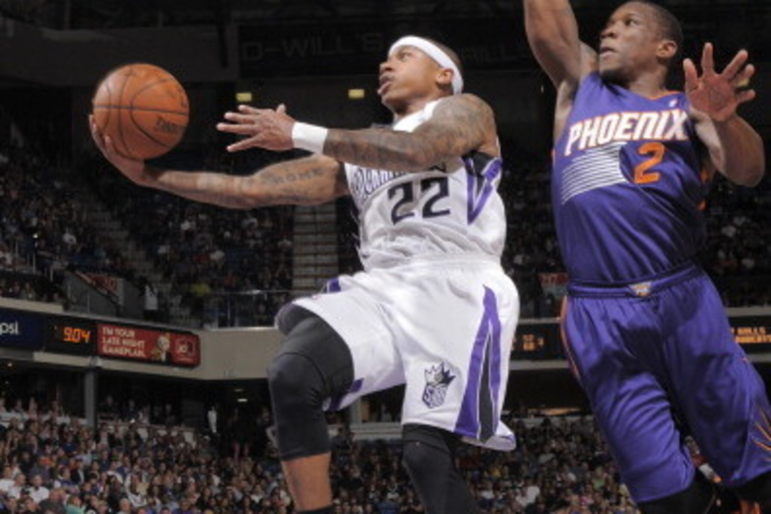 SACRAMENTO, CA - APRIL 16:  Isaiah Thomas #22 of the Sacramento Kings shoots the ball against the Phoenix Suns at Sleep Train Arena on April 16, 2014 in Sacramento, California. NOTE TO USER: User expressly acknowledges and agrees that, by downloading and 