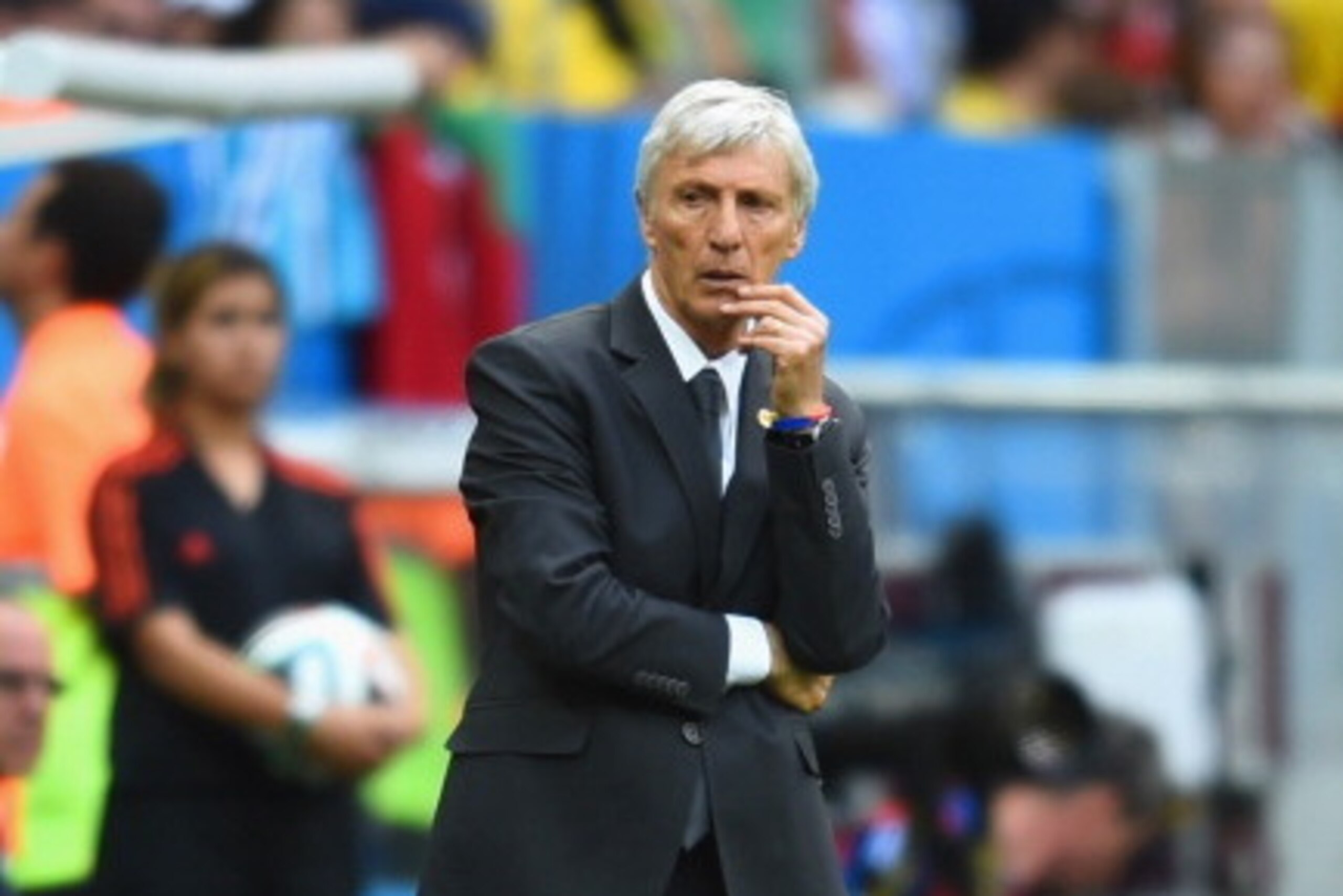 BRASILIA, BRAZIL - JUNE 19:  Head coach Jose Pekerman of Colombia looks on during the 2014 FIFA World Cup Brazil Group C match between Colombia and Cote D'Ivoire at Estadio Nacional on June 19, 2014 in Brasilia, Brazil.  (Photo by Christopher Lee/Getty Im