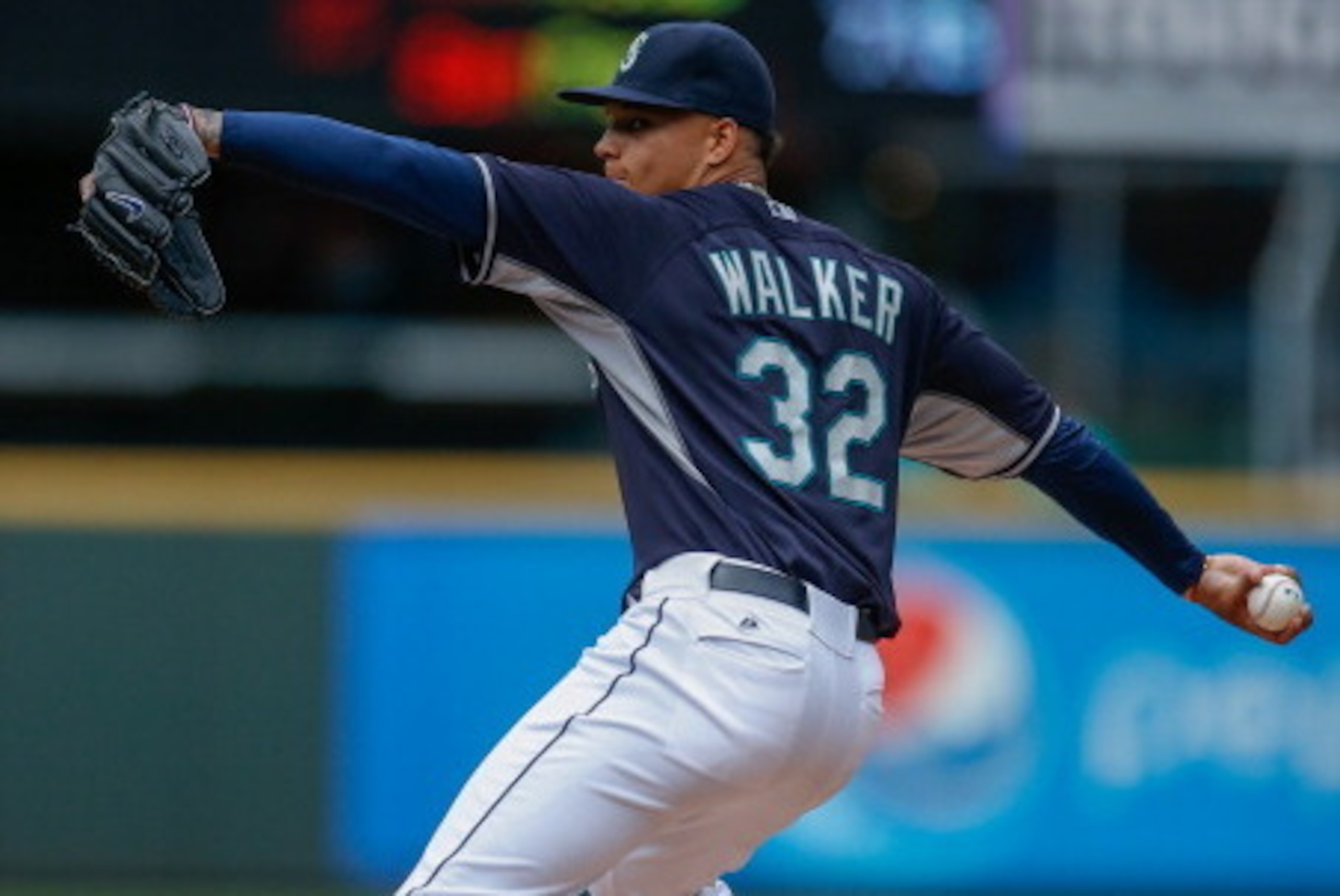 SEATTLE, WA - MAY 23:  Starting pitcher Taijuan Walker #32 of the Seattle Mariners pitches in a simulated game prior to the game against the Houston Astros at Safeco Field on May 23, 2014 in Seattle, Washington.  (Photo by Otto Greule Jr/Getty Images)