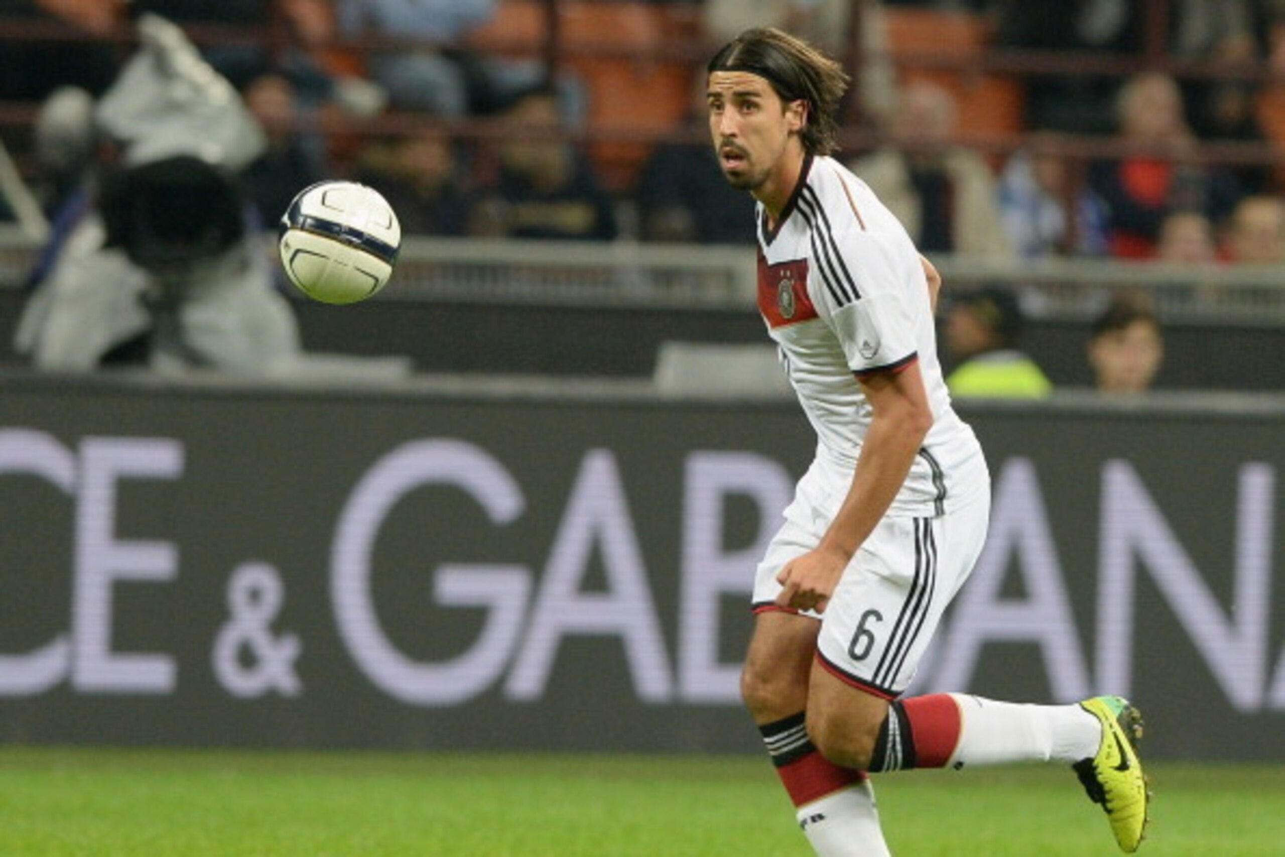 MILAN, ITALY - NOVEMBER 15:  Sami Khedira of Italy in action during the international friendly match between Italy and Germany at Giuseppe Meazza stadium on November 15, 2013 in Milan, Italy.  (Photo by Claudio Villa/Getty Images)