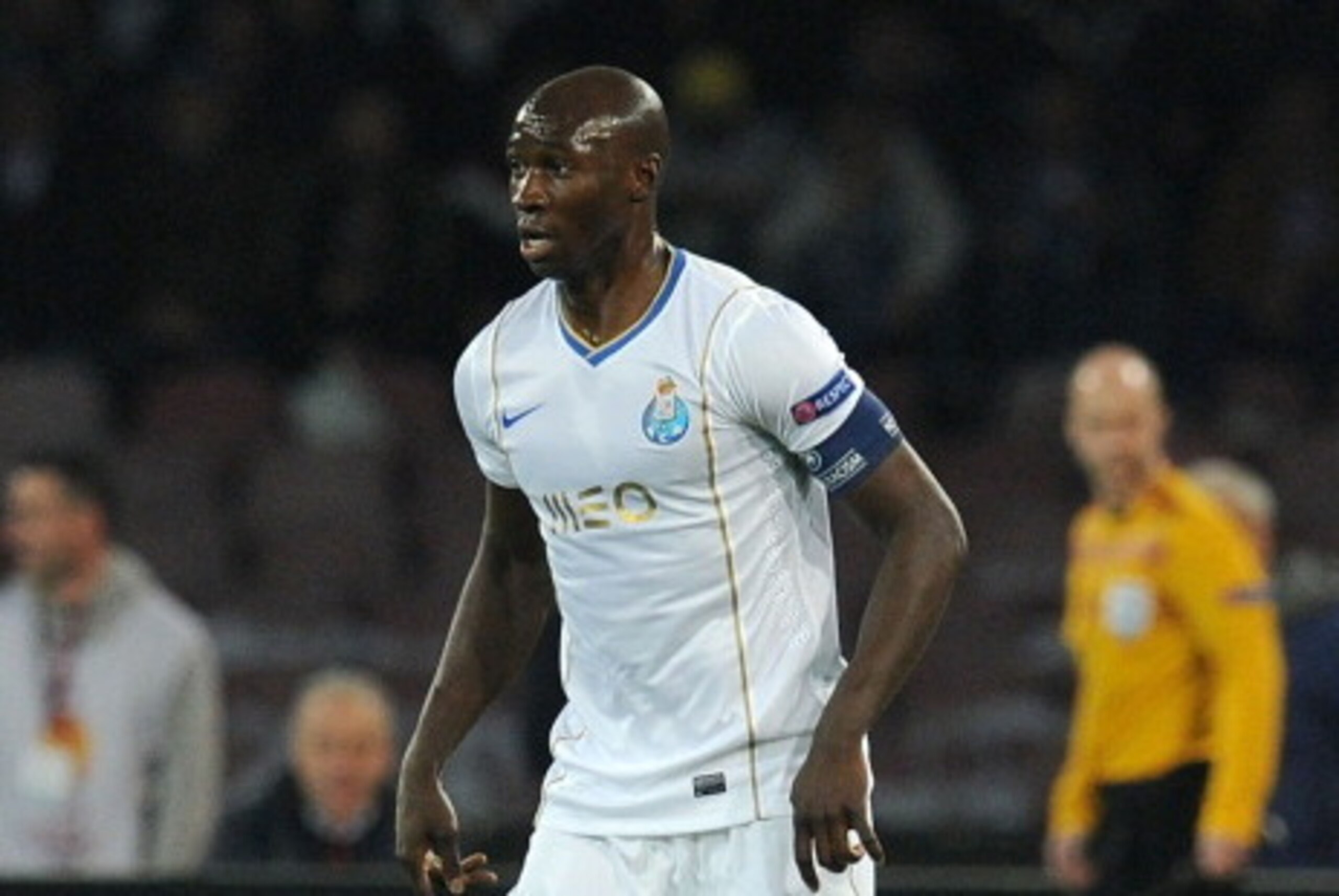 NAPLES, ITALY - MARCH 20:  Elaquim Mangala of FC Porto in action during the UEFA Europa League Round of 16 match between SSC Napoli and FC Porto at Stadio San Paolo on March 20, 2014 in Naples, Italy.  (Photo by Giuseppe Bellini/Getty Images)