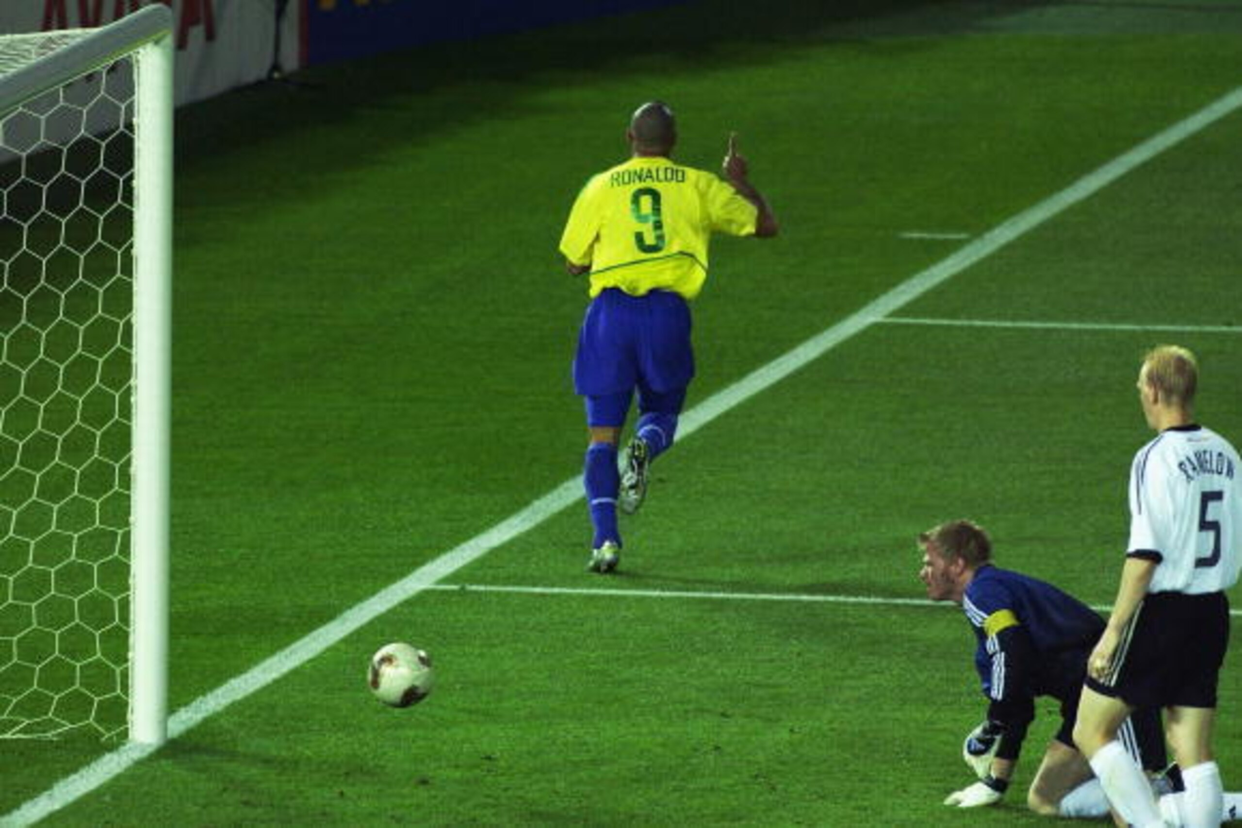 YOKOHAMA - JUNE 30:  Ronaldo of Brazil celebrates scoring the first goal past goalkeeper Oliver Kahn of Germany during the World Cup Final match played at the International Stadium Yokohama, Yokohama, Japan on June 30, 2002.  Brazil won the match 2-0. (Ph
