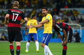 BELO HORIZONTE, BRAZIL - JULY 08:  Fred of Brazil reacts during the 2014 FIFA World Cup Brazil Semi Final match between Brazil and Germany at Estadio Mineirao on July 8, 2014 in Belo Horizonte, Brazil.  (Photo by Robert Cianflone/Getty Images)