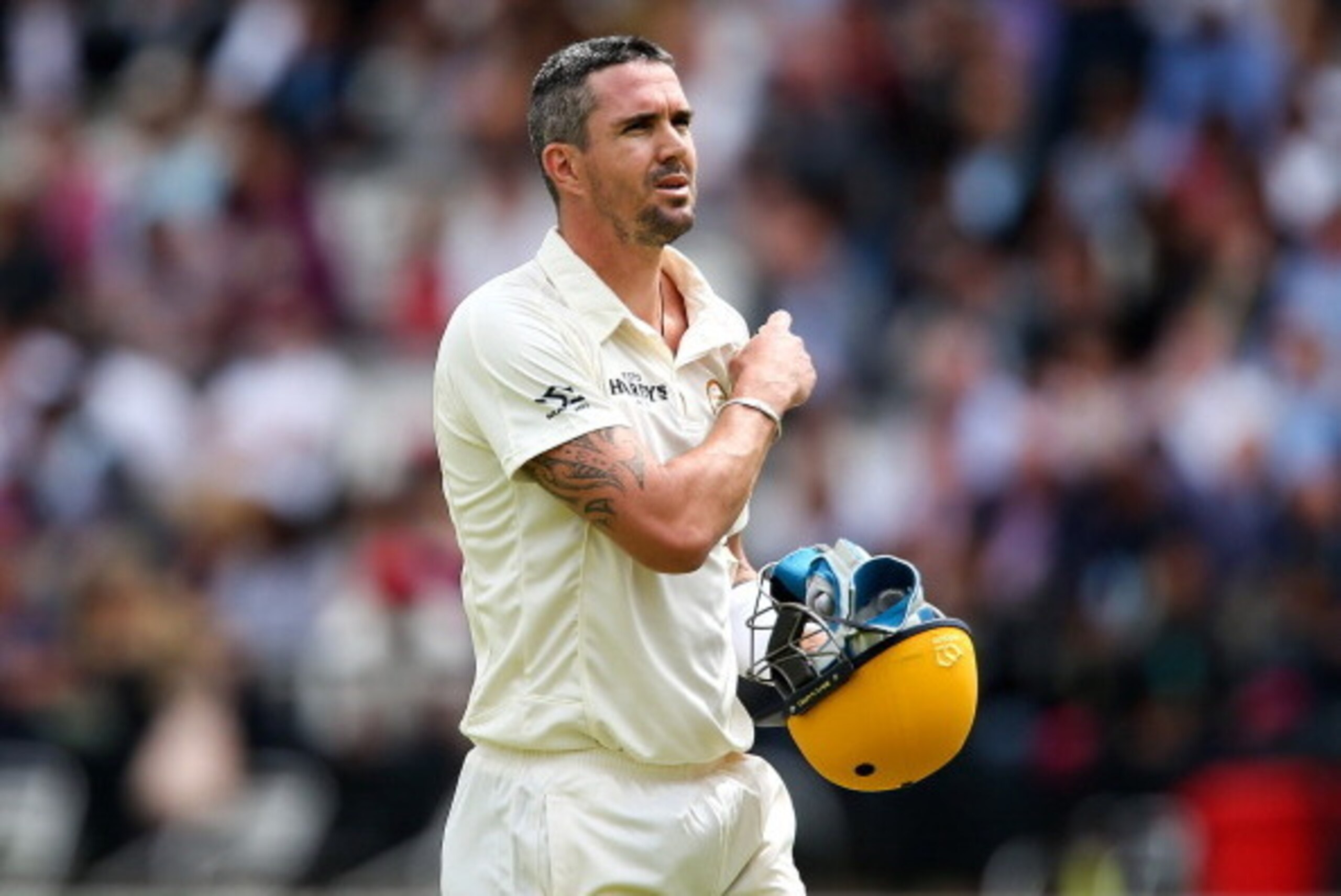 LONDON, ENGLAND - JULY 05:  Kevin Pietersen of Rest of the World walks off after being dismissed during the MCC and Rest of the World match at Lord's Cricket Ground on July 5, 2014 in London, England.  (Photo by Ben Hoskins/Getty Images)