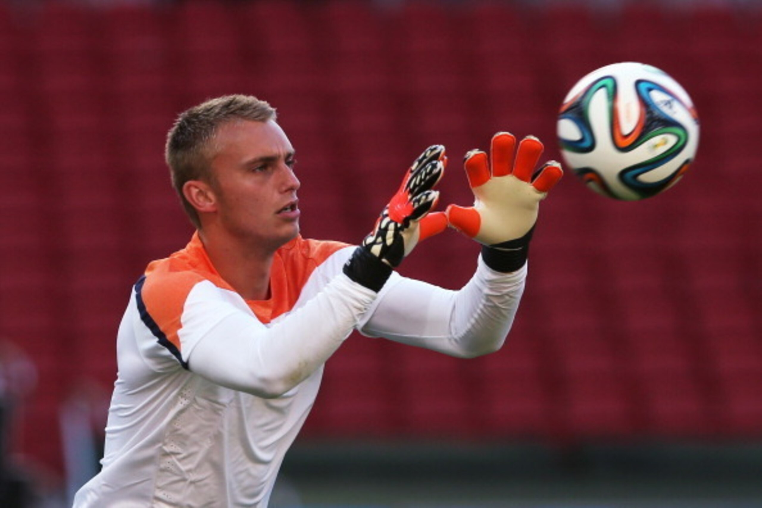 PORTO ALEGRE, BRAZIL - JUNE 17:  Jasper Cillessen in action during the Netherlands training session at the 2014 FIFA World Cup Brazil held at the Estadio Beira-Rio on June 17, 2014 in Porto Alegre, Brazil.  (Photo by Dean Mouhtaropoulos/Getty Images)