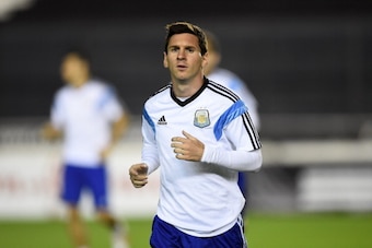 RIO DE JANEIRO, BRAZIL - JULY 12:  Lionel Messi of Argentina warms up during the Argentina training session, ahead of the 2014 FIFA World Cup Final, at Estadio Sao Januario on July 12, 2014 in Rio de Janeiro, Brazil.  (Photo by Matthias Hangst/Getty Image