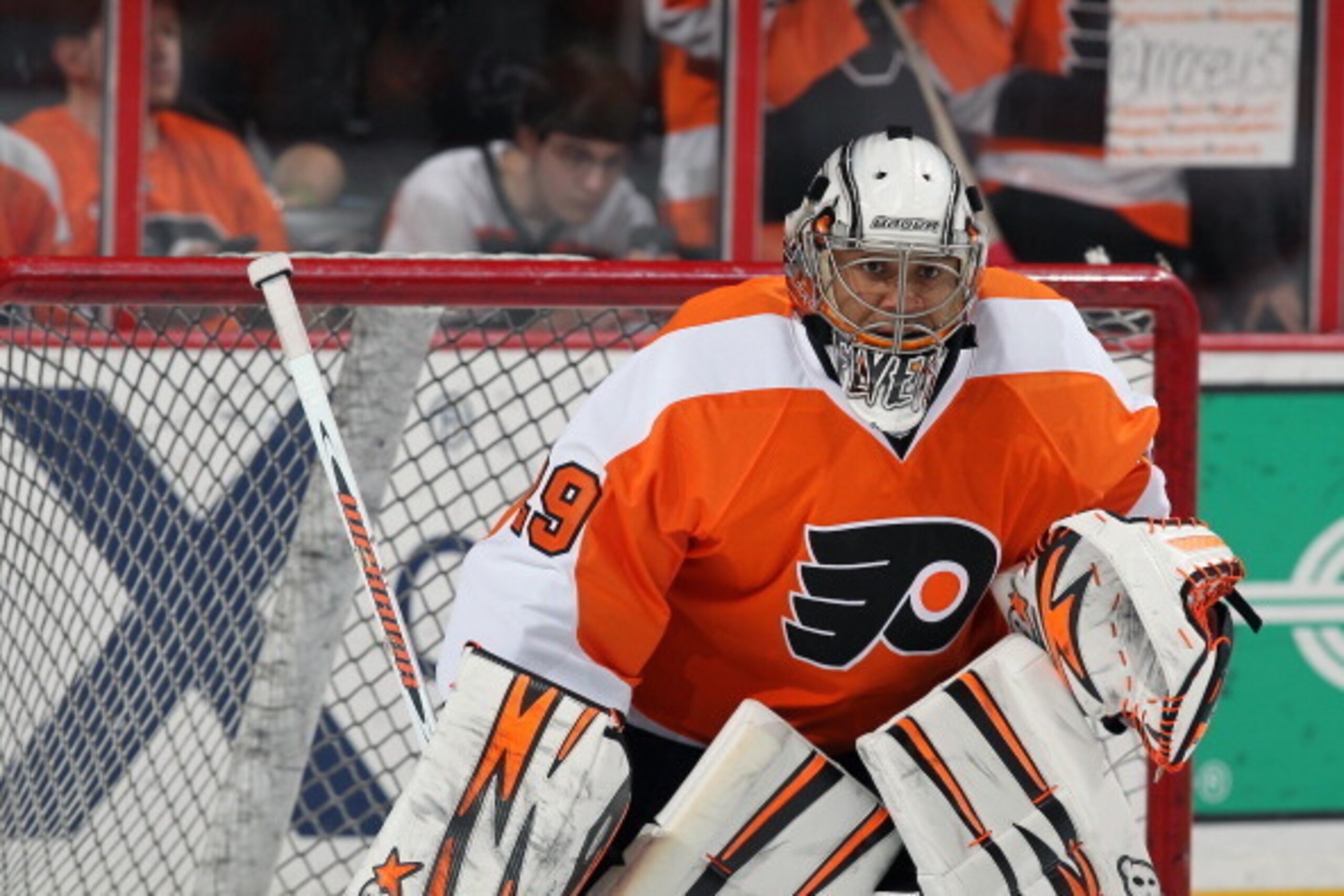 PHILADELPHIA, PA - APRIL 06:  Ray Emery #29 of the Philadelphia Flyers warms-up prior to his game against the Buffalo Sabres on April 6, 2014 at the Wells Fargo Center in Philadelphia, Pennsylvania.  (Photo by Len Redkoles/NHLI via Getty Images)