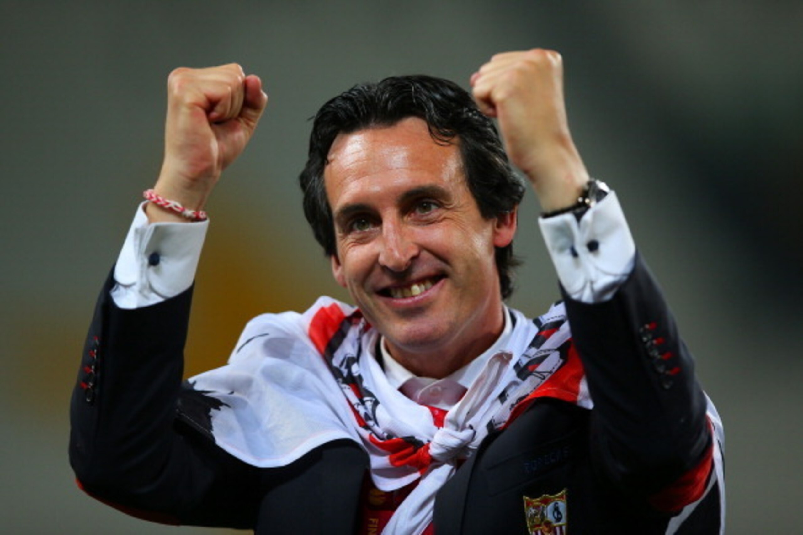 TURIN, ITALY - MAY 14:  Head Coach Unai Emery of Sevilla celebrates victory during the UEFA Europa League Final match between Sevilla FC and SL Benfica at Juventus Stadium on May 14, 2014 in Turin, Italy.  (Photo by Clive Rose/Getty Images)