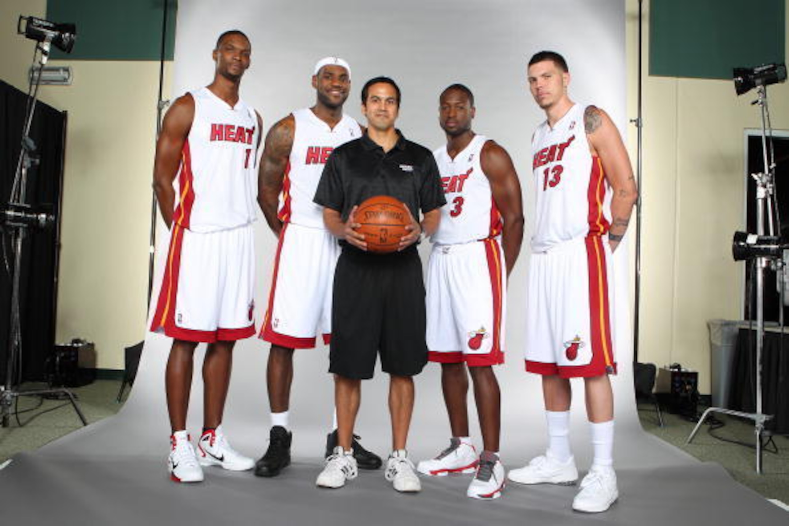 MIAMI - SEPTEMBER 27: Chris Bosh #1, LeBron James #6, head coach Erik Spoelstra, Dwyane Wade #3 and Mike Miller #13 of the Miami Heat pose during 2010 NBA Media Day on September 27, 2010 at the Bank United Center in Miami, Florida. NOTE TO USER: User expr