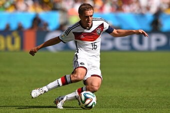 RIO DE JANEIRO, BRAZIL - JULY 04:  Philipp Lahm of Germany controls the ball during the 2014 FIFA World Cup Brazil Quarter Final match between France and Germany at Maracana on July 4, 2014 in Rio de Janeiro, Brazil.  (Photo by Matthias Hangst/Getty Image