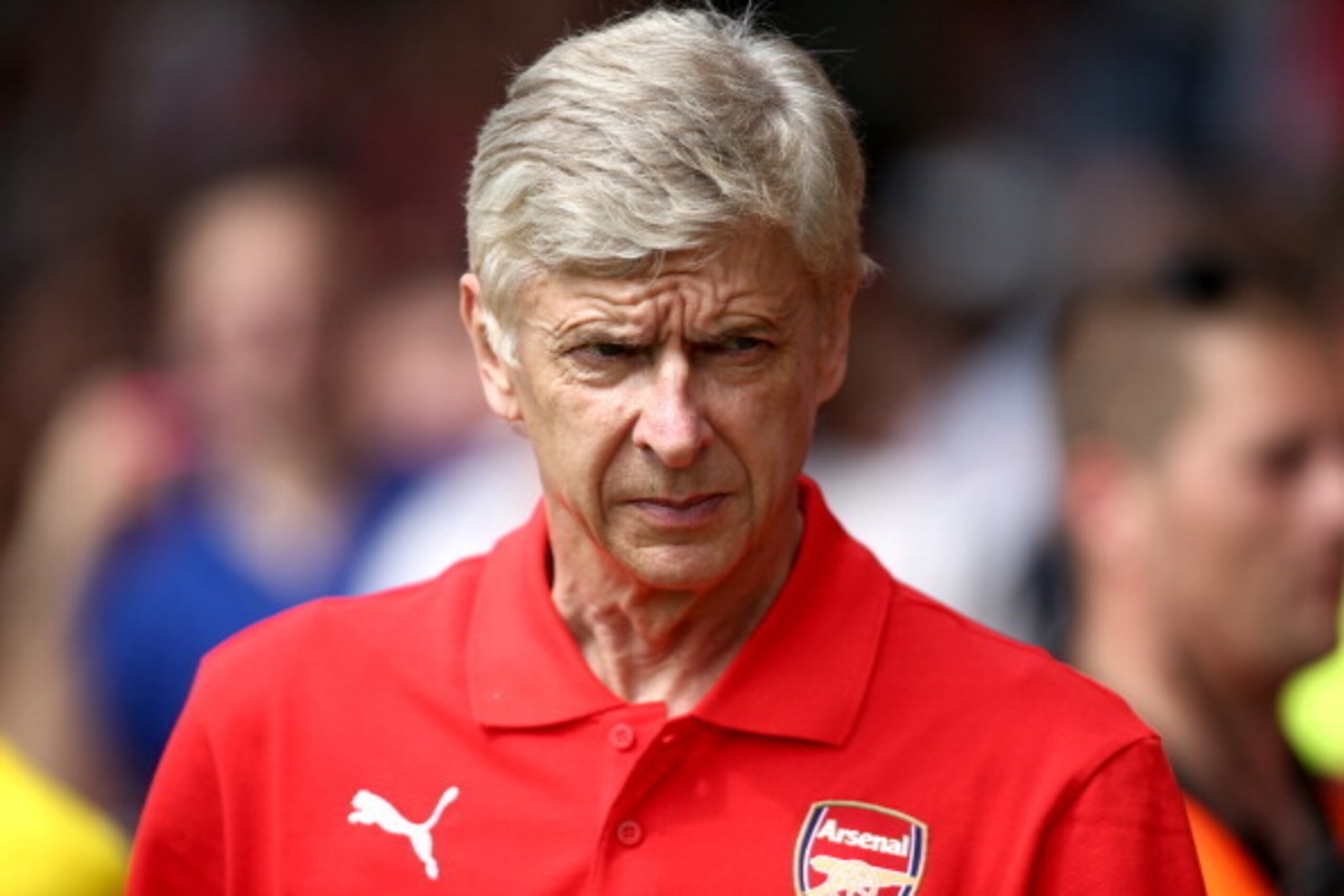 BOREHAMWOOD, ENGLAND - JULY 19:  Arsenal manager Arsene Wenger looks on during the pre season friendly match between Borehamwood and Arsenal at Meadow Park on July 19, 2014 in Borehamwood, England.  (Photo by Jordan Mansfield/Getty Images)