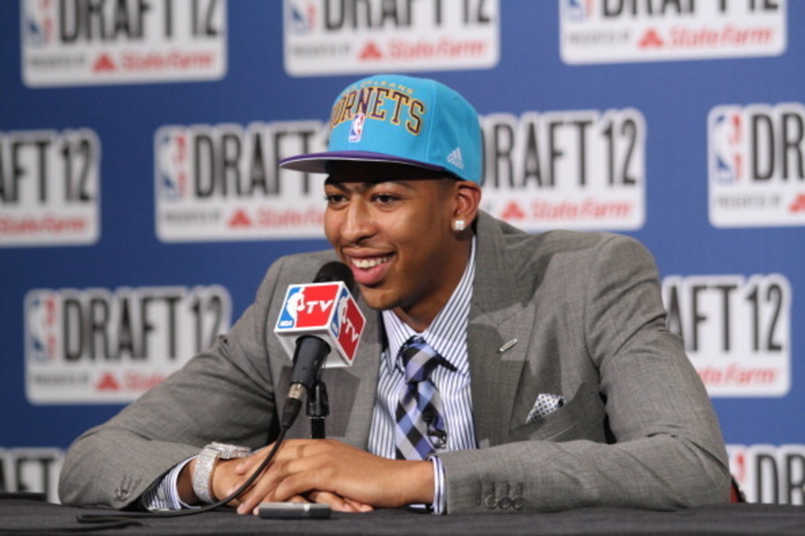NEWARK, NJ - JUNE 28:  Anthony Davis of Kentucky speaks at the press conference after being selected number one overall by the New Orleans Hornets during the 2012 NBA Draft at the Prudential Center on June 28, 2012 in Newark, New Jersey. NOTE TO USER: Use