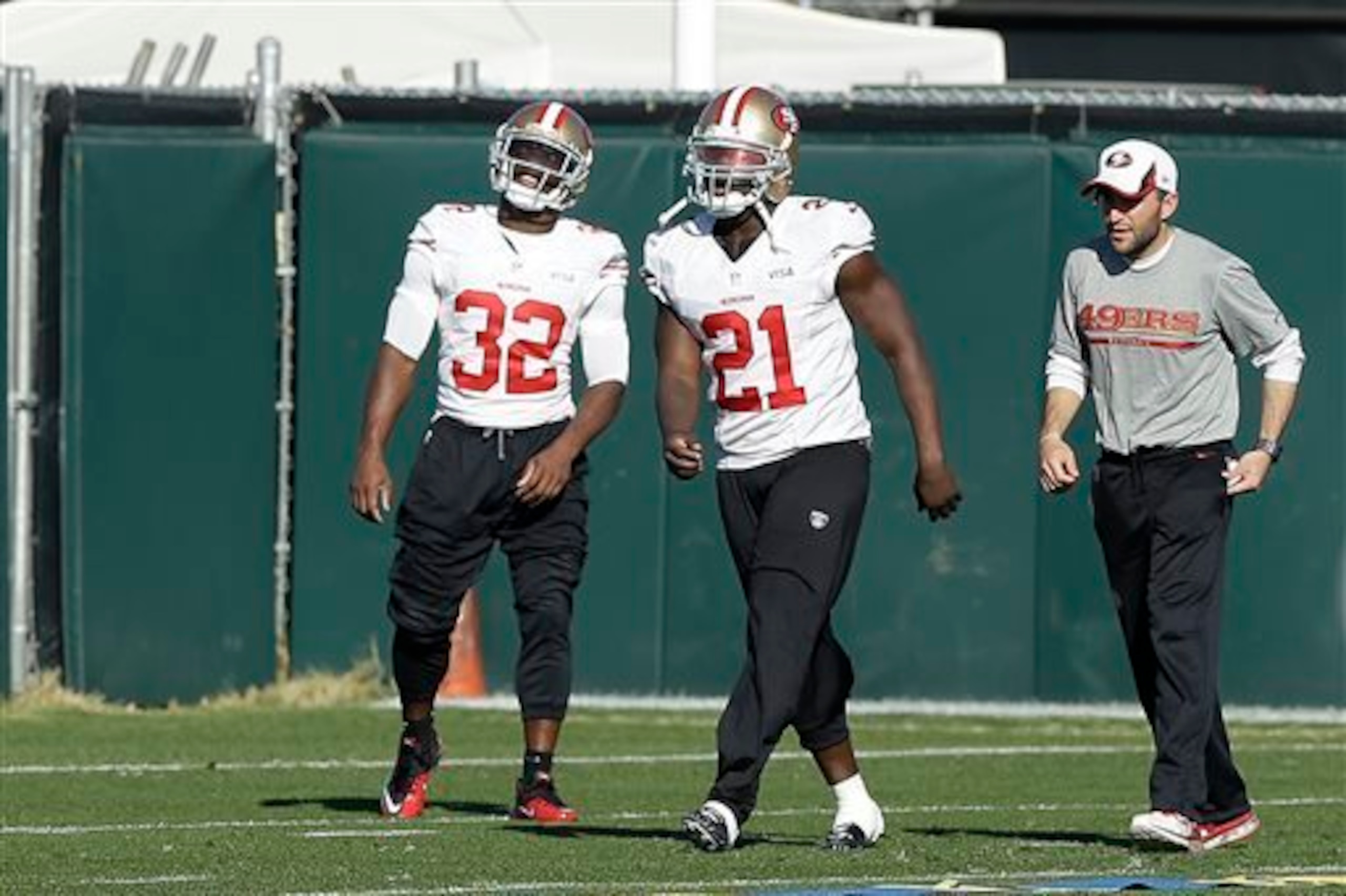 Neither Hunter (left) nor Gore will give up their carries without a fight. Neither Hunter (left) nor Gore will give up their carries without a fight.