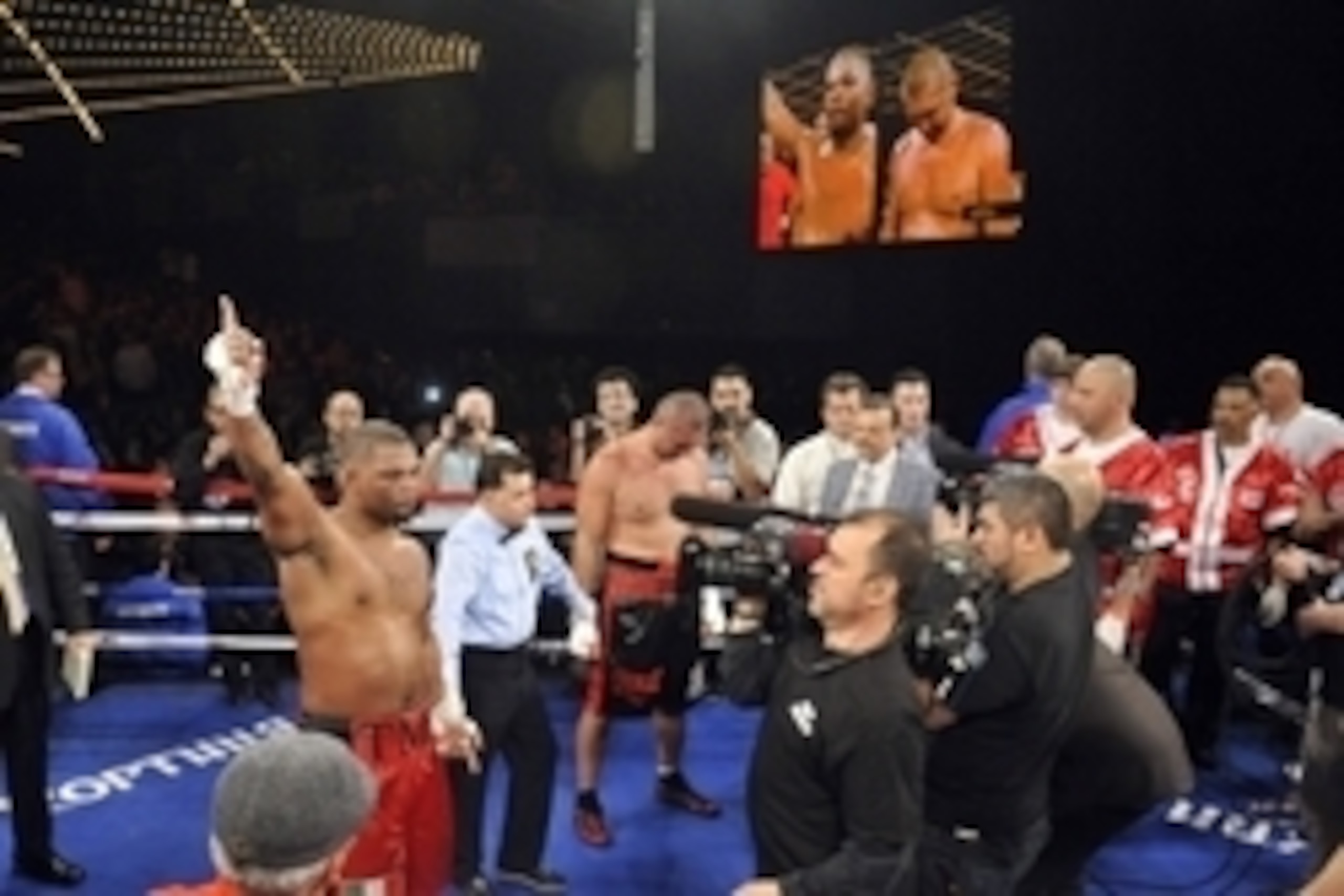 Nov 2, 2013; New York, NY, USA; Mike Perez (red trunks) and Magomed Abdusalamov (black trunks) box during their heavyweight US NBC Champoinship bout at The Theater at Madison Square Garden. Perez won via unanimous decision. Mandatory Credit: Joe Camporeal