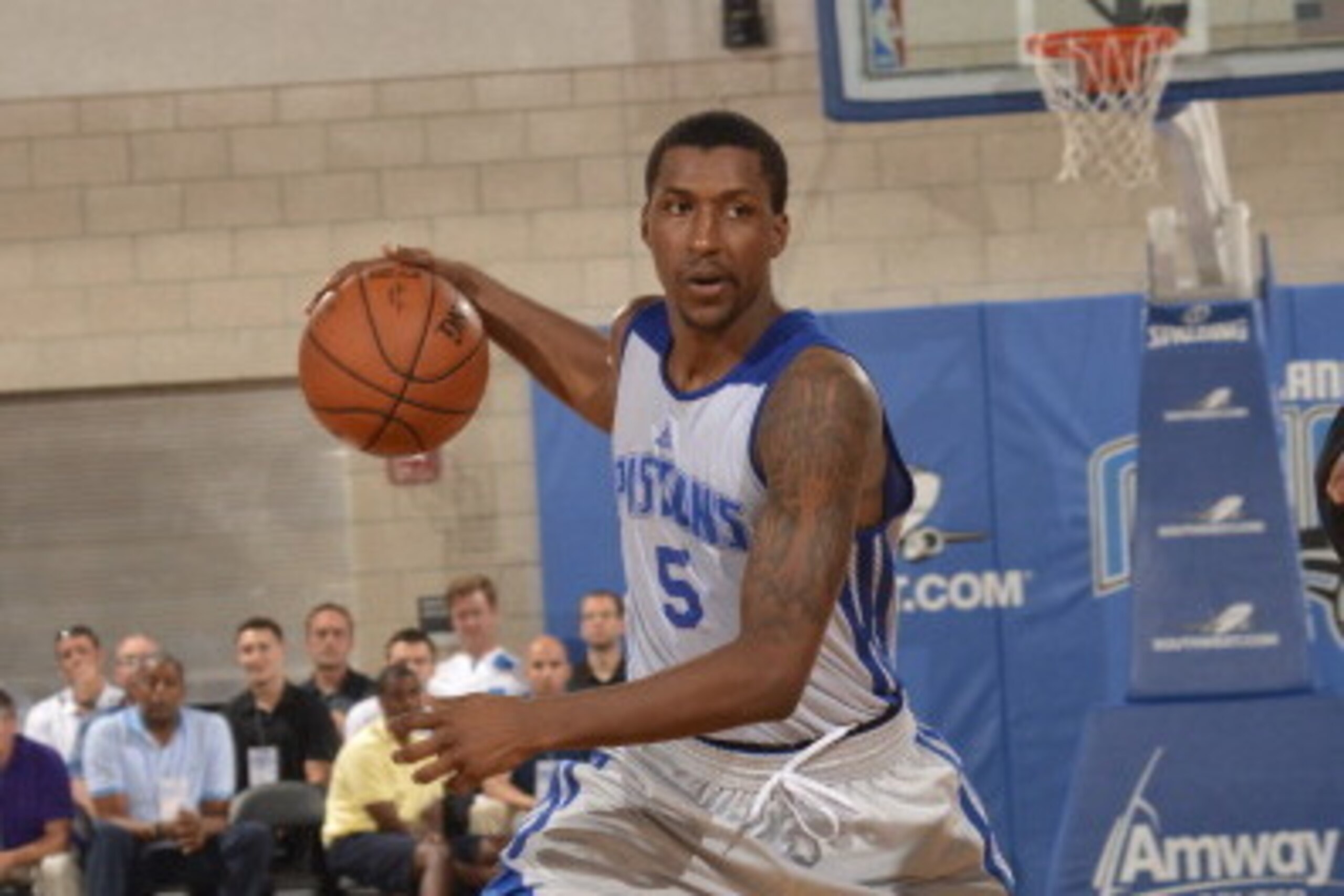ORLANDO, FL - JULY 8:  Kentavious Caldwell-Pope #5 of the Detroit Pistons handles the ball against the Miami Heat during the Samsung NBA Summer League 2014 on July 8, 2014 at Amway Center in Orlando, Florida. NOTE TO USER: User expressly acknowledges and 