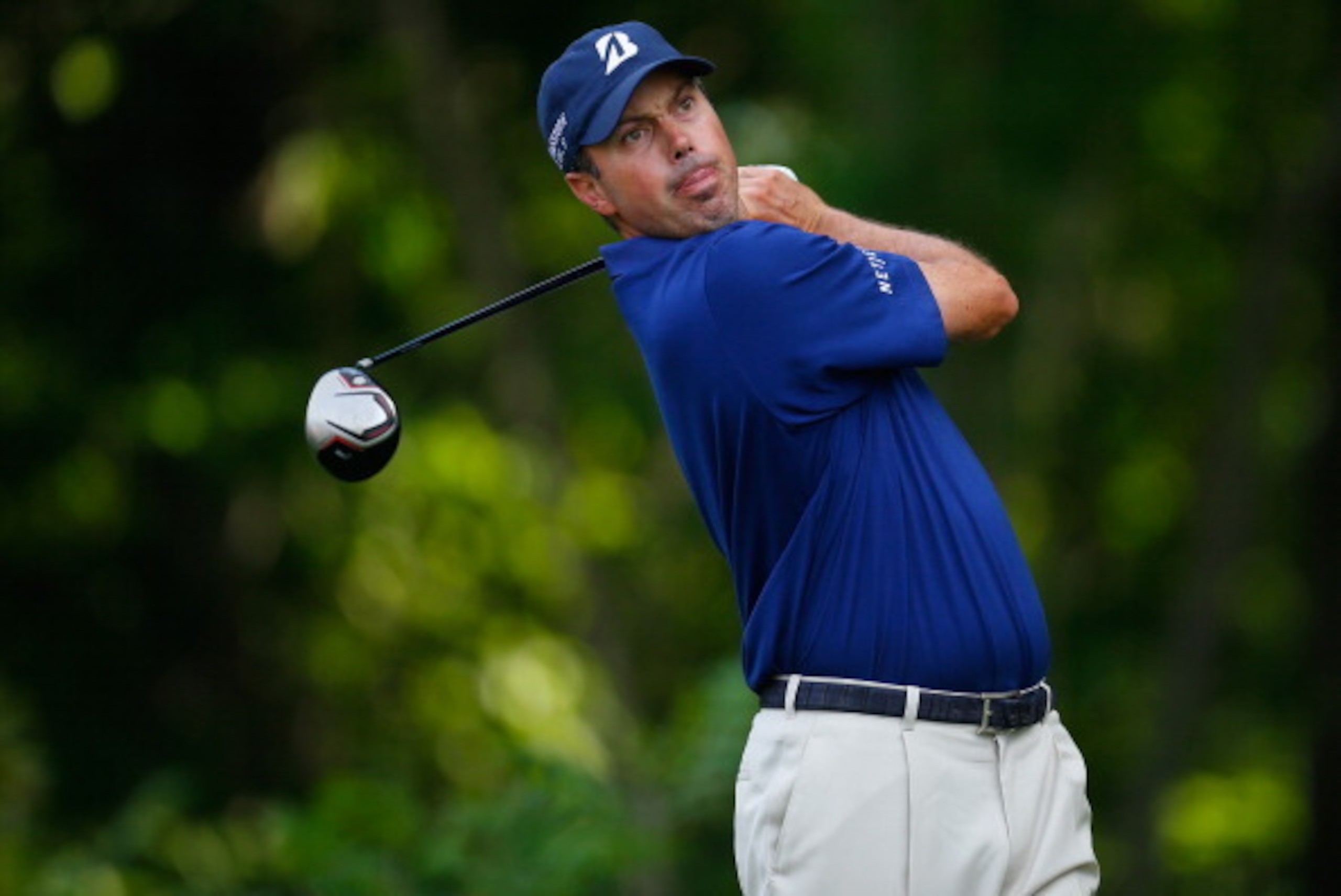 CROMWELL, CT - JUNE 20:  Matt Kuchar of the United States watches his tee shot on the 12th hole during the second round of the Travelers Championship golf tournament at the TPC River Highlands on June 20, 2014 in Cromwell, Connecticut.  (Photo by Jeff Hay