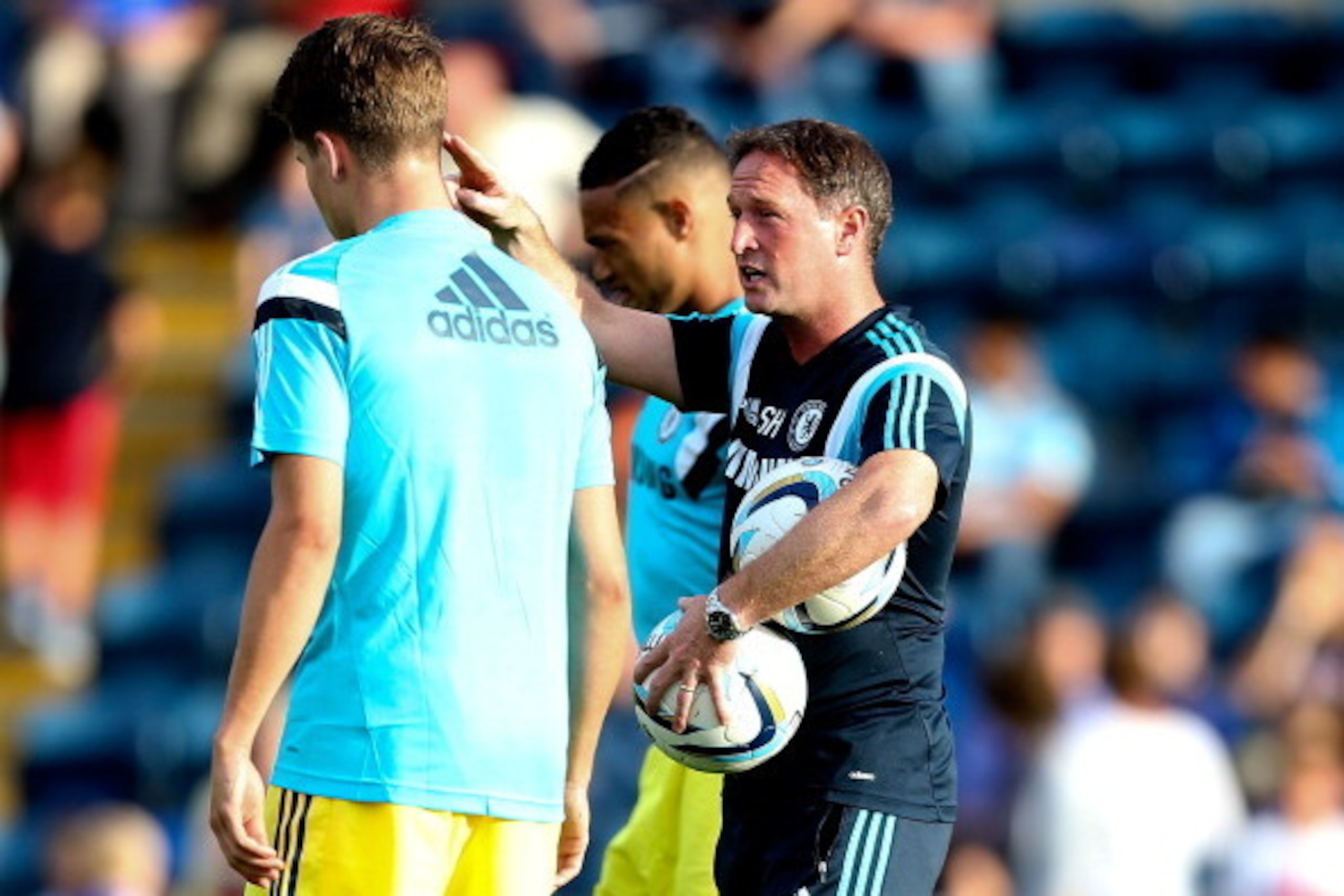 HIGH WYCOMBE, ENGLAND - JULY 16:  Chelsea assistant manager Steve Holland looks on ahead of the pre season friendly match between Wycombe Wanderers and Chelsea at Adams Park on July 16, 2014 in High Wycombe, England.  (Photo by Ben Hoskins/Getty Images)