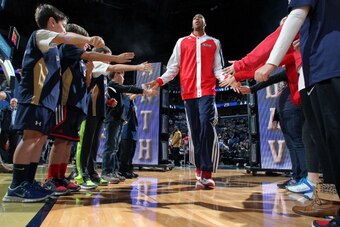 NEW ORLEANS, LA - JANUARY 21:  Anthony Davis #23 of the New Orleans Pelicans gets introduced before the game against the Sacramento Kings on January 21, 2014 at the New Orleans Arena in New Orleans, Louisiana. NOTE TO USER: User expressly acknowledges and