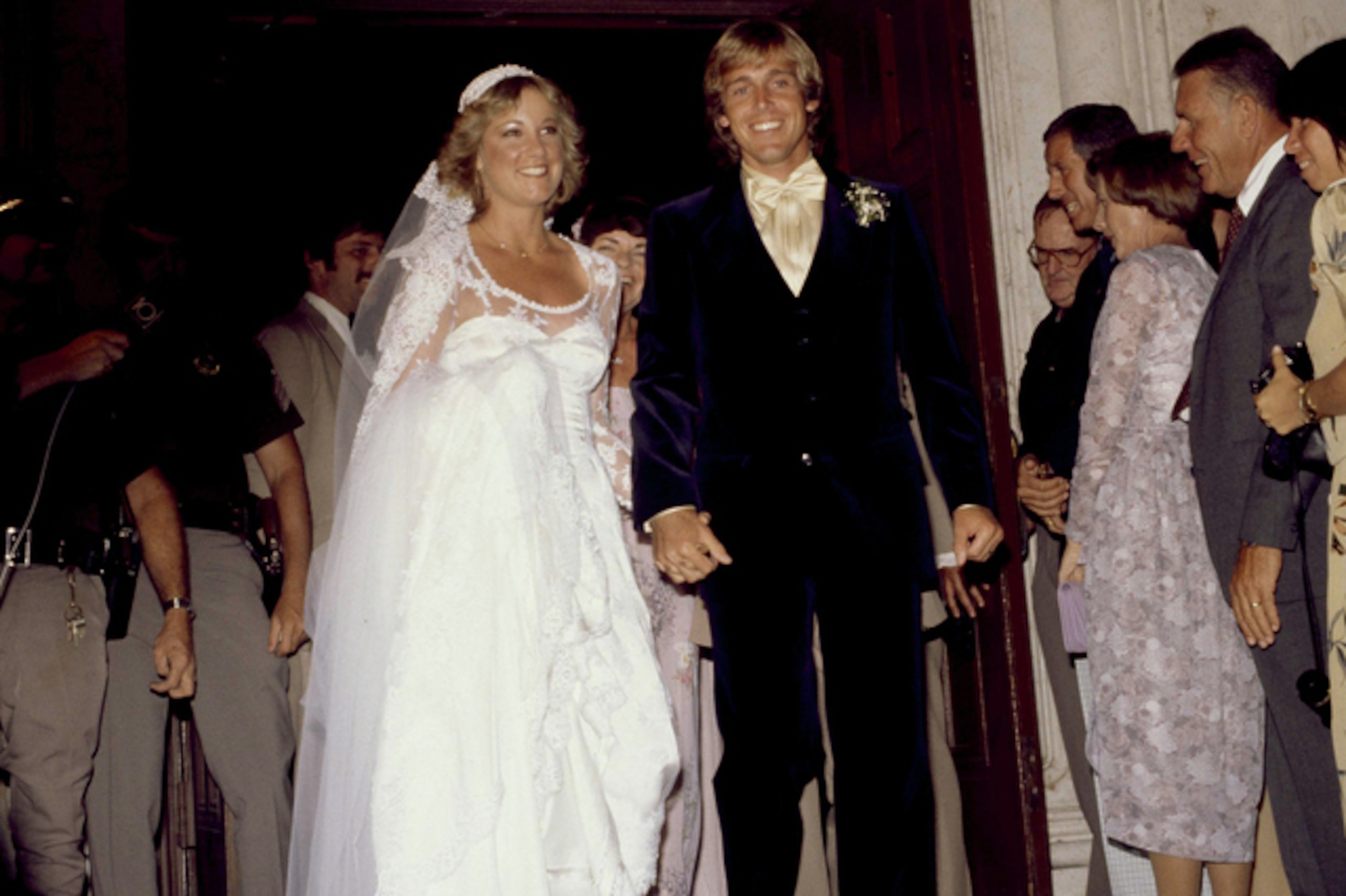 Chris Evert marries British player John Lloyd in 1979. Chris Evert marries British player John Lloyd in 1979.