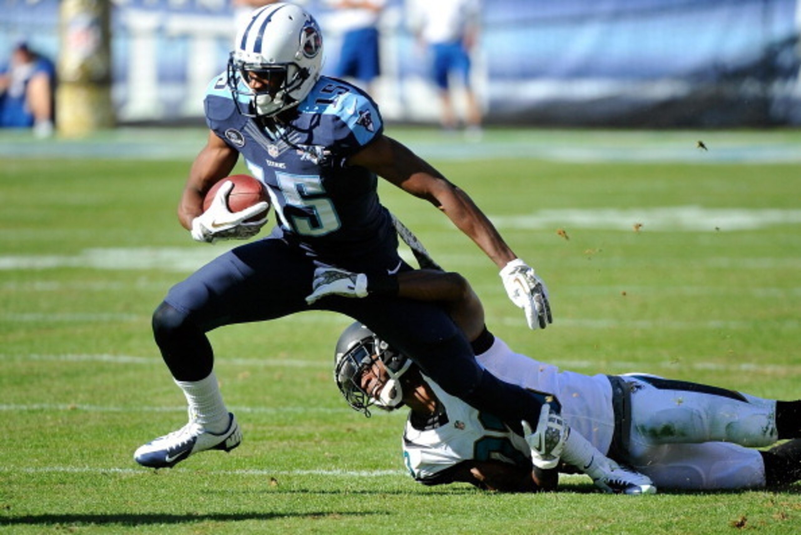 NASHVILLE, TN - NOVEMBER 10:  Wide receiver Justin Hunter #15 of the Tennessee Titans plays against the Jacksonville Jaguars at LP Field on November 10, 2013 in Nashville, Tennessee.  (Photo by Frederick Breedon/Getty Images)