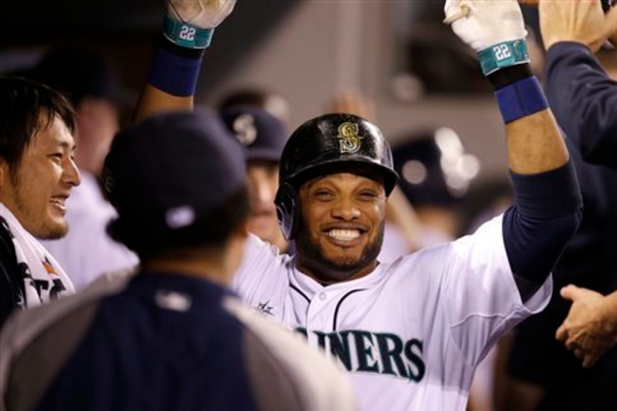Robinson Cano celebrating with his teammates.