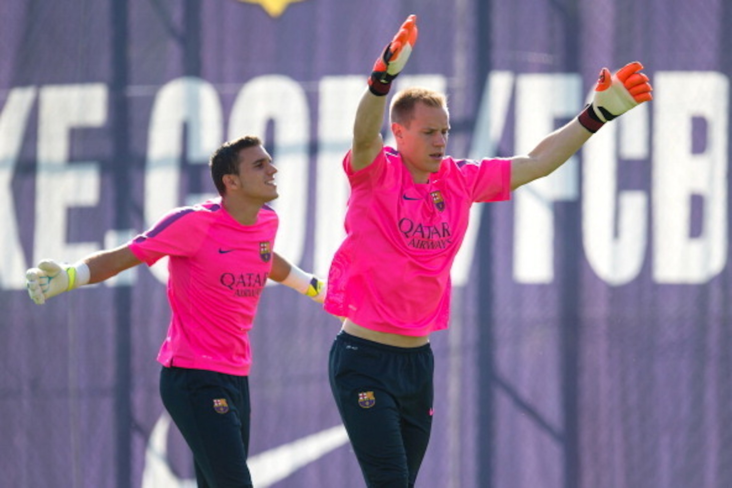 BARCELONA, SPAIN - JULY 18: Goalkeepers Jordi Masip (L) and Marc-Andre Ter Stegen of FC Barcelona in action during a FC Barcelona training session on July 18, 2014 in Barcelona, Spain. (Photo by David Ramos/Getty Images) BARCELONA, SPAIN - JULY 18: Goalkeepers Jordi Masip (L) and Marc-Andre Ter Stegen of FC Barcelona in action during a FC Barcelona training session on July 18, 2014 in Barcelona, Spain. (Photo by David Ramos/Getty Images)