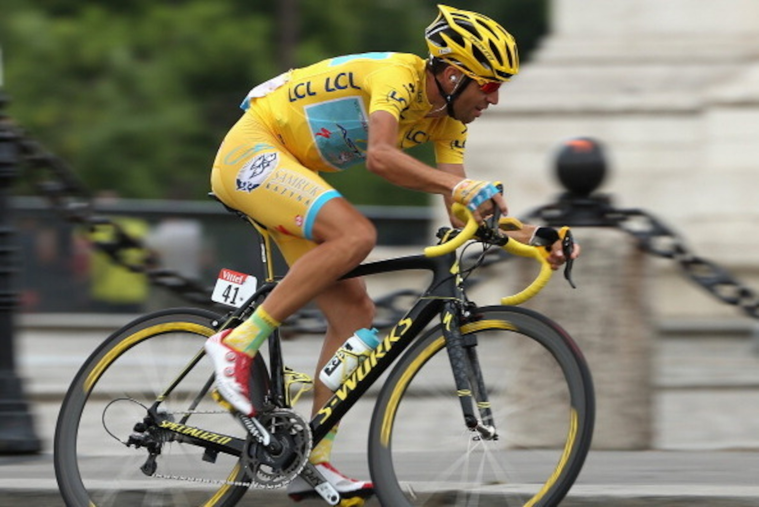 PARIS, FRANCE - JULY 27:  Vincenzo Nibali of Italy and Astana Pro Team in action during the twenty first stage of the 2014 Tour de France, a 138km stage from Evry into the Champs-Elysees, on July 27, 2014 in Paris, France.  (Photo by Doug Pensinger/Getty 