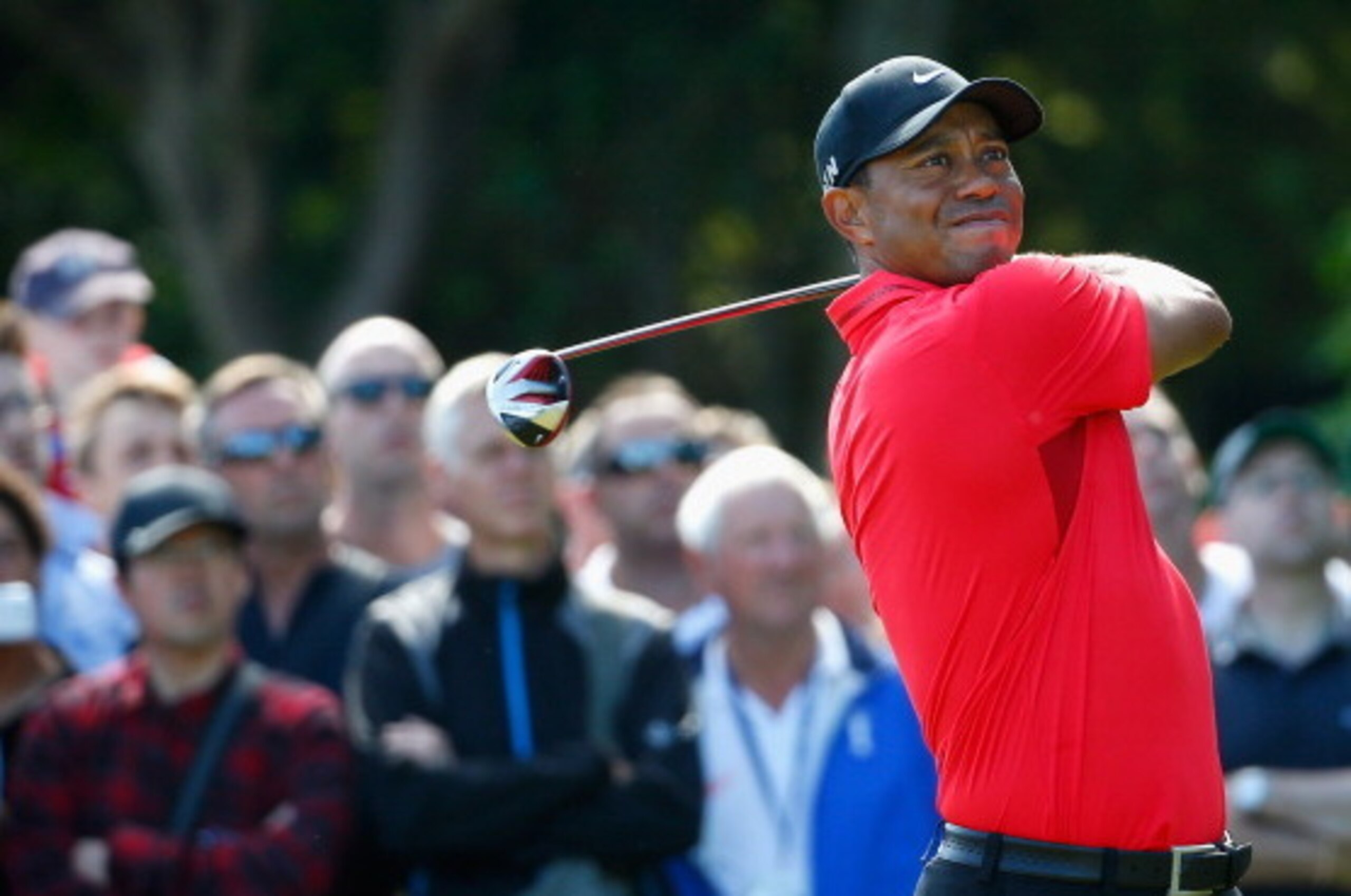 HOYLAKE, ENGLAND - JULY 20:  Tiger Woods of the United States tees off on the 5th hole during the final round of The 143rd Open Championship at Royal Liverpool on July 20, 2014 in Hoylake, England.  (Photo by Tom Pennington/Getty Images)