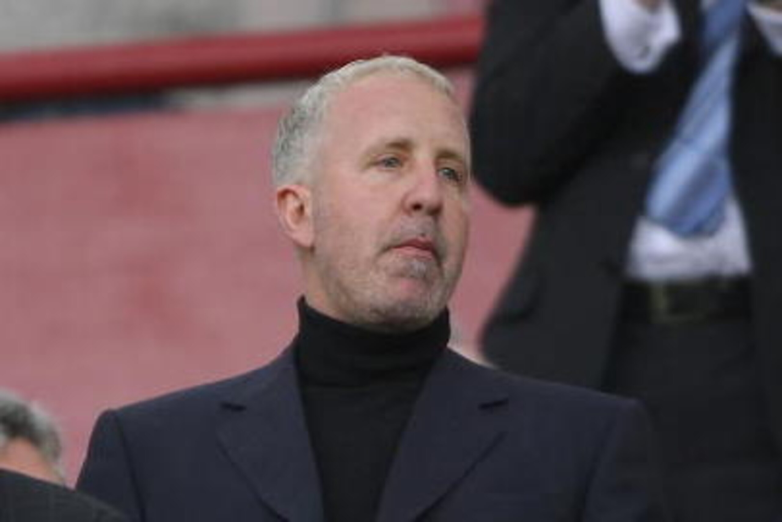 BIRMINGHAM, UNITED KINGDOM - OCTOBER 14:  Villa chairman Randy Lerner (r) takes his seat during the Barclays Premiership match between Aston villa and Tottenham Hotspur at Villa Park on October 14, 2006 in Birmingham, England.  (Photo by Stu Forster/Getty