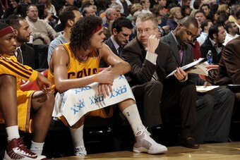 CLEVELAND, OH - DECEMBER 14:  Anderson Varejao #17 of the Cleveland Cavaliers sits on the bench talking to the coaching staff against the Milwaukee Bucks at The Quicken Loans Arena on December 14, 2012 in Cleveland, Ohio. NOTE TO USER: User expressly ackn