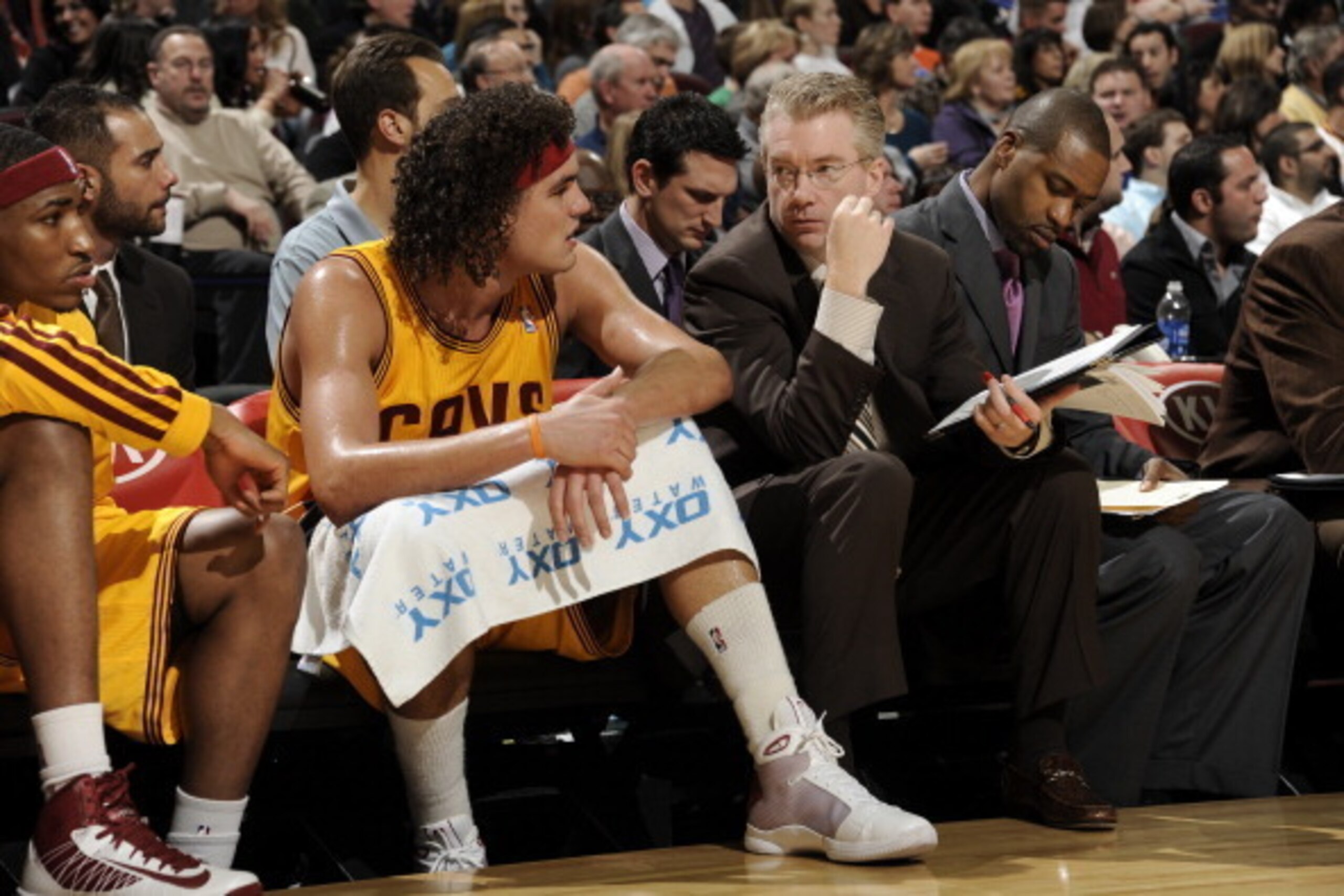 CLEVELAND, OH - DECEMBER 14:  Anderson Varejao #17 of the Cleveland Cavaliers sits on the bench talking to the coaching staff against the Milwaukee Bucks at The Quicken Loans Arena on December 14, 2012 in Cleveland, Ohio. NOTE TO USER: User expressly ackn