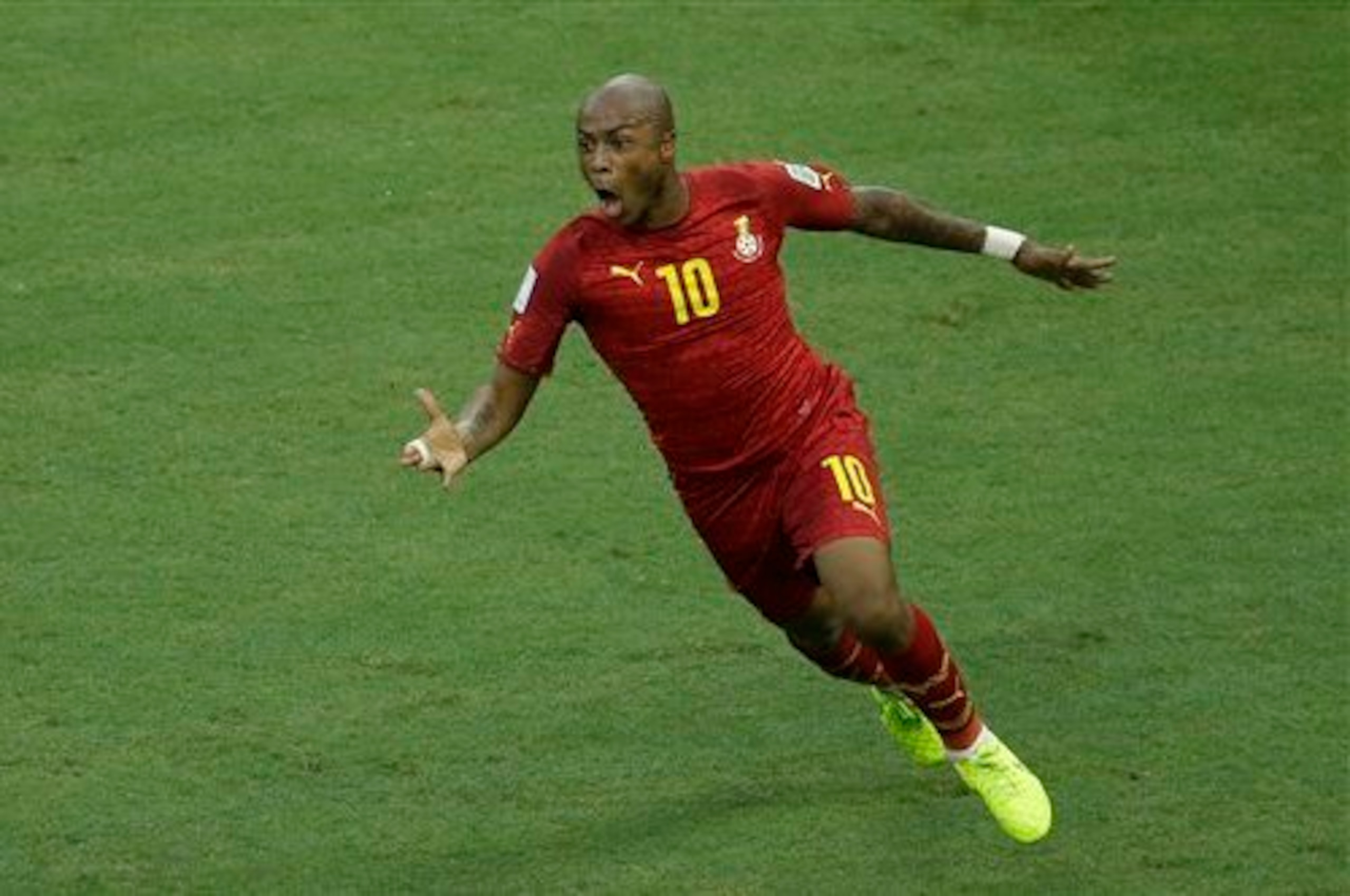 Ayew hasn't spent much time on the right, but the Ghanaian has been consistently excellent on the left for Marseille.