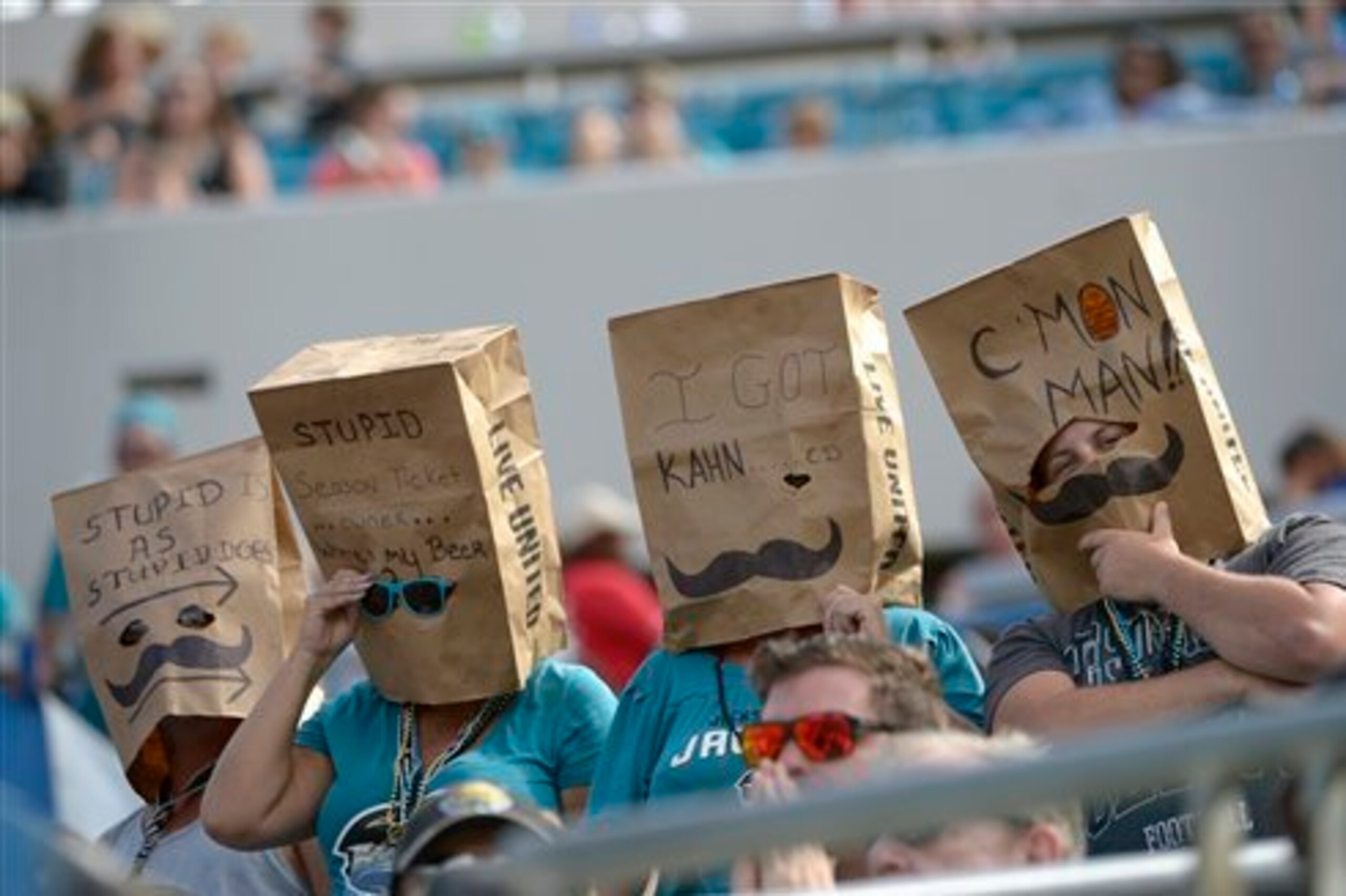 In today's NFL, is this legal anymore?