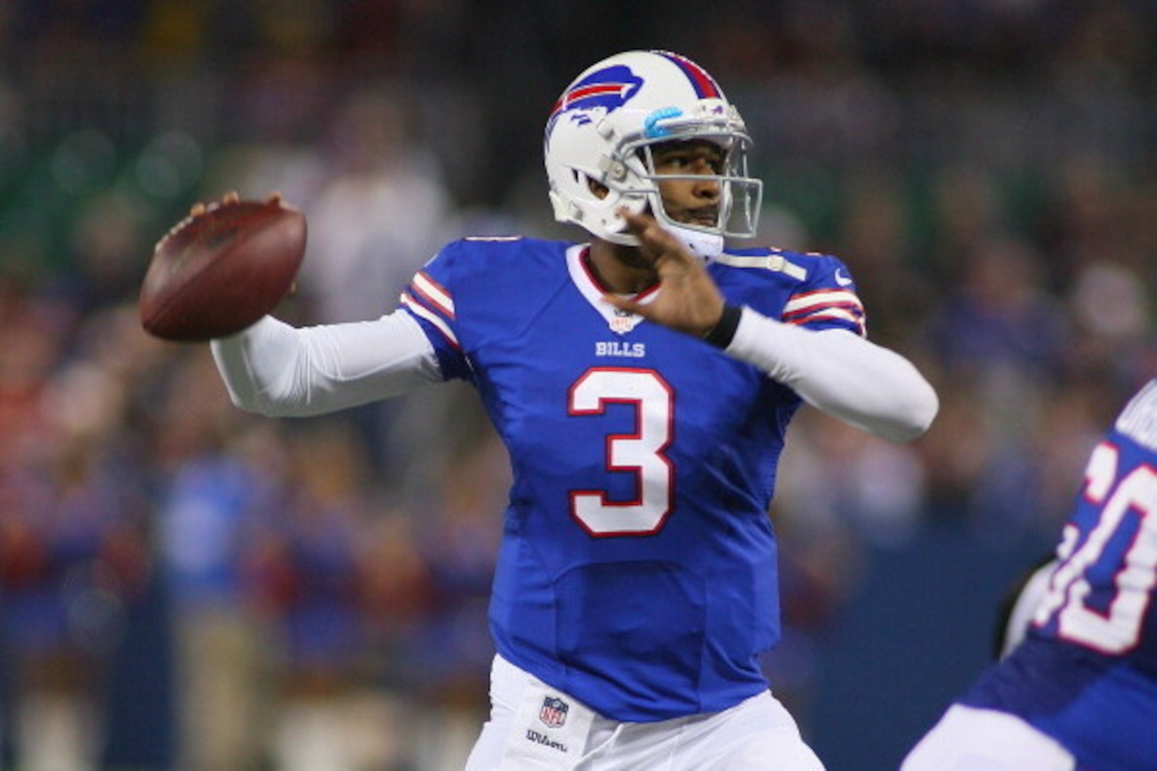 TORONTO, ON - DECEMBER 01:  EJ Manuel #3 of the Buffalo Bills throws against the Atlanta Falcons
at Rogers Centre on December 1, 2013 in Toronto, Ontario.  (Photo by Rick Stewart/Getty Images)