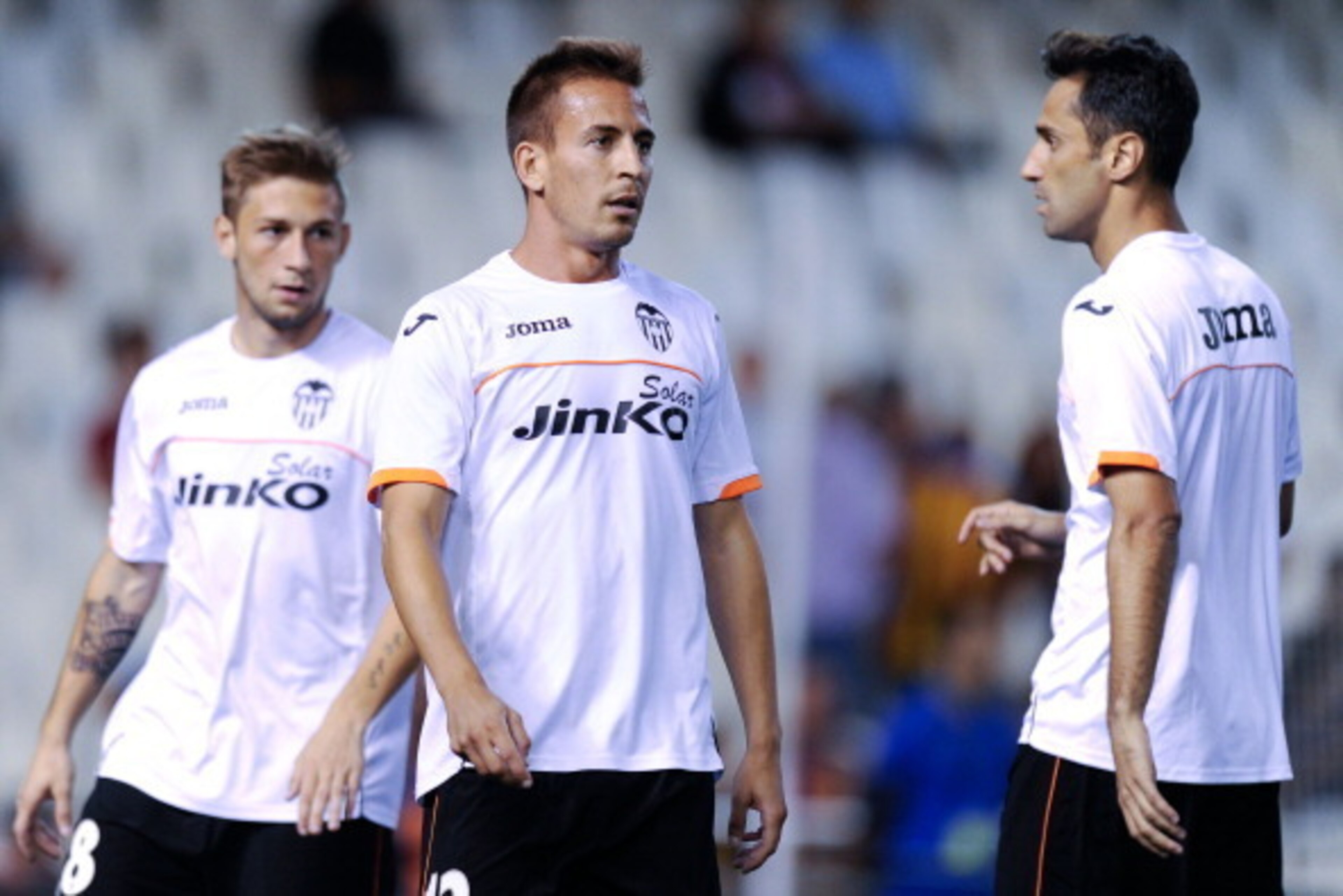 VALENCIA, SPAIN - SEPTEMBER 22: Joao Pereira of Valencia CF looks on during warm up prior to the La Liga match between Valencia CF and Sevilla FC at Estadio Mestalla on September 22, 2013 in Valencia, Spain. (Photo by David Ramos/Getty Images) VALENCIA, SPAIN - SEPTEMBER 22: Joao Pereira of Valencia CF looks on during warm up prior to the La Liga match between Valencia CF and Sevilla FC at Estadio Mestalla on September 22, 2013 in Valencia, Spain. (Photo by David Ramos/Getty Images)