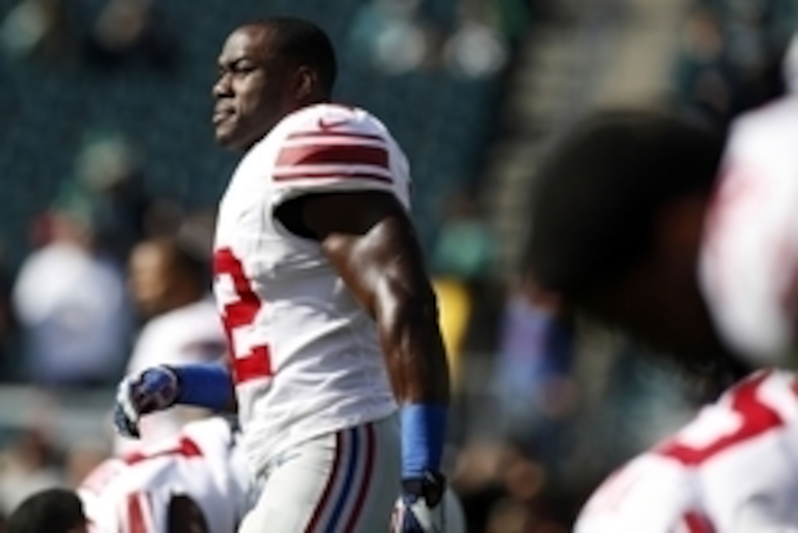 Oct 27, 2013; Philadelphia, PA, USA; New York Giants middle linebacker Jon Beason (52) during warmups before the game against the Philadelphia Eagles at Lincoln Financial Field. Mandatory Credit: Chris Faytok/The Star-Ledger via USA Today Sports Oct 27, 2013; Philadelphia, PA, USA; New York Giants middle linebacker Jon Beason (52) during warmups before the game against the Philadelphia Eagles at Lincoln Financial Field. Mandatory Credit: Chris Faytok/The Star-Ledger via USA Today Sports