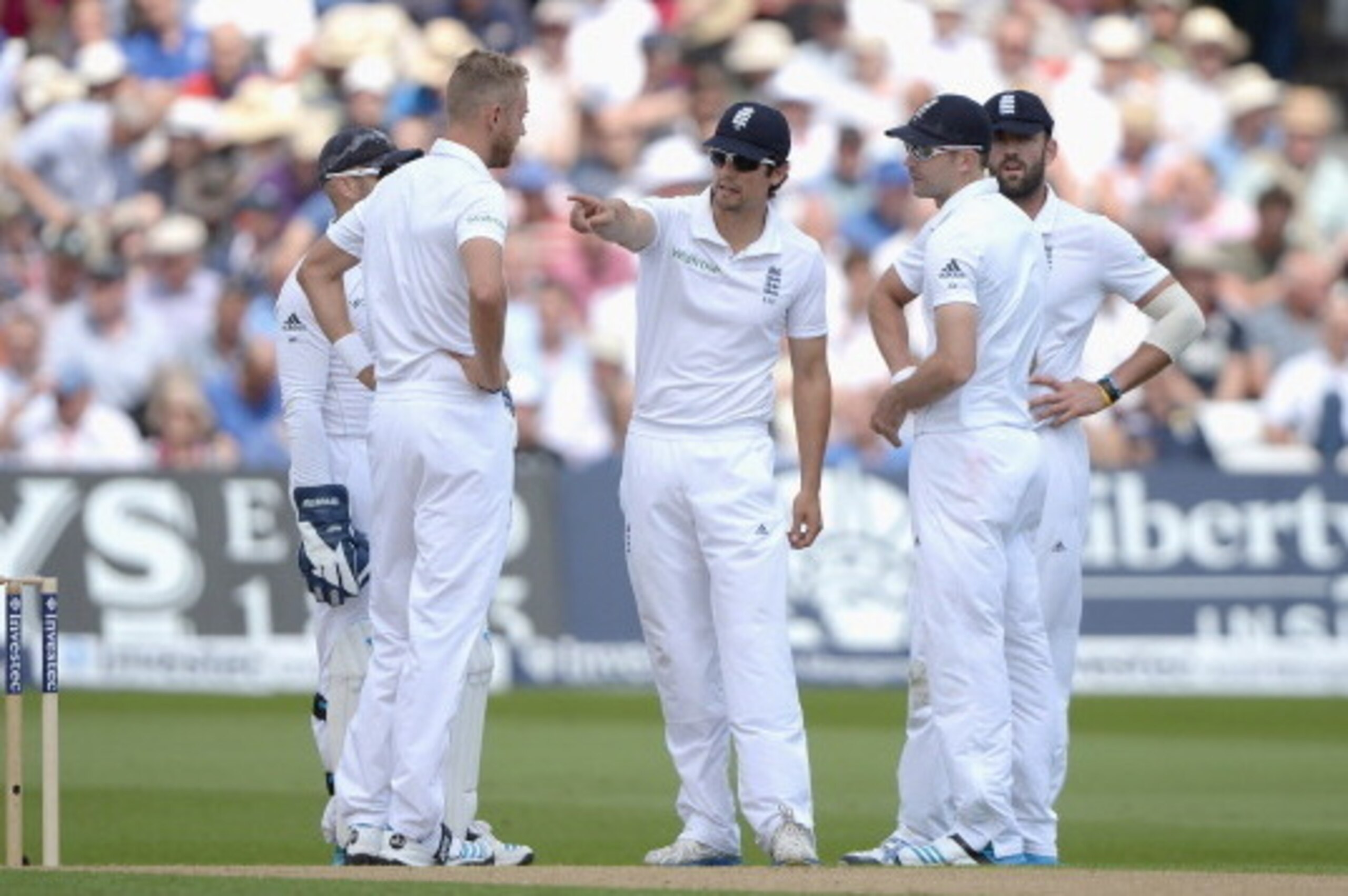 NOTTINGHAM, ENGLAND - JULY 09: England captain Alastair Cook speaks with bowlers Stuart Broad and James Anderson during day one of 1st Investec Test match between England and India at Trent Bridge on July 9, 2014 in Nottingham, England. (Photo by Gareth NOTTINGHAM, ENGLAND - JULY 09: England captain Alastair Cook speaks with bowlers Stuart Broad and James Anderson during day one of 1st Investec Test match between England and India at Trent Bridge on July 9, 2014 in Nottingham, England. (Photo by Gareth