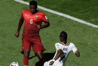 Wenger is reportedly working on a deal for William Carvalho.