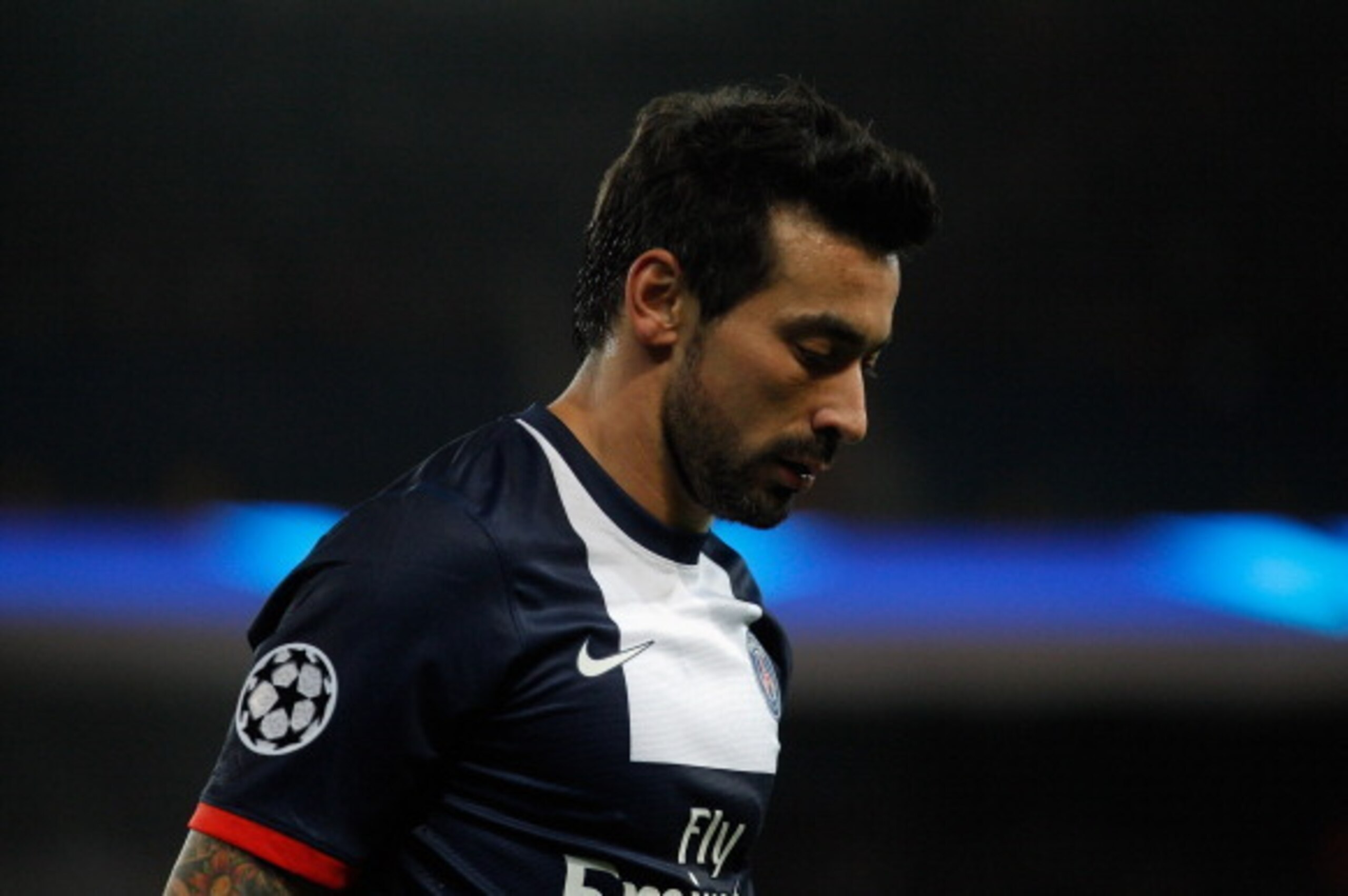 PARIS, FRANCE - NOVEMBER 05:  Ezequiel Lavezzi of PSG in action during the UEFA Champions League Group C match between Paris Saint Germain and RSC Anderlecht at Parc des Princes on November 5, 2013 in Paris, France.  (Photo by Harry Engels/Getty Images)