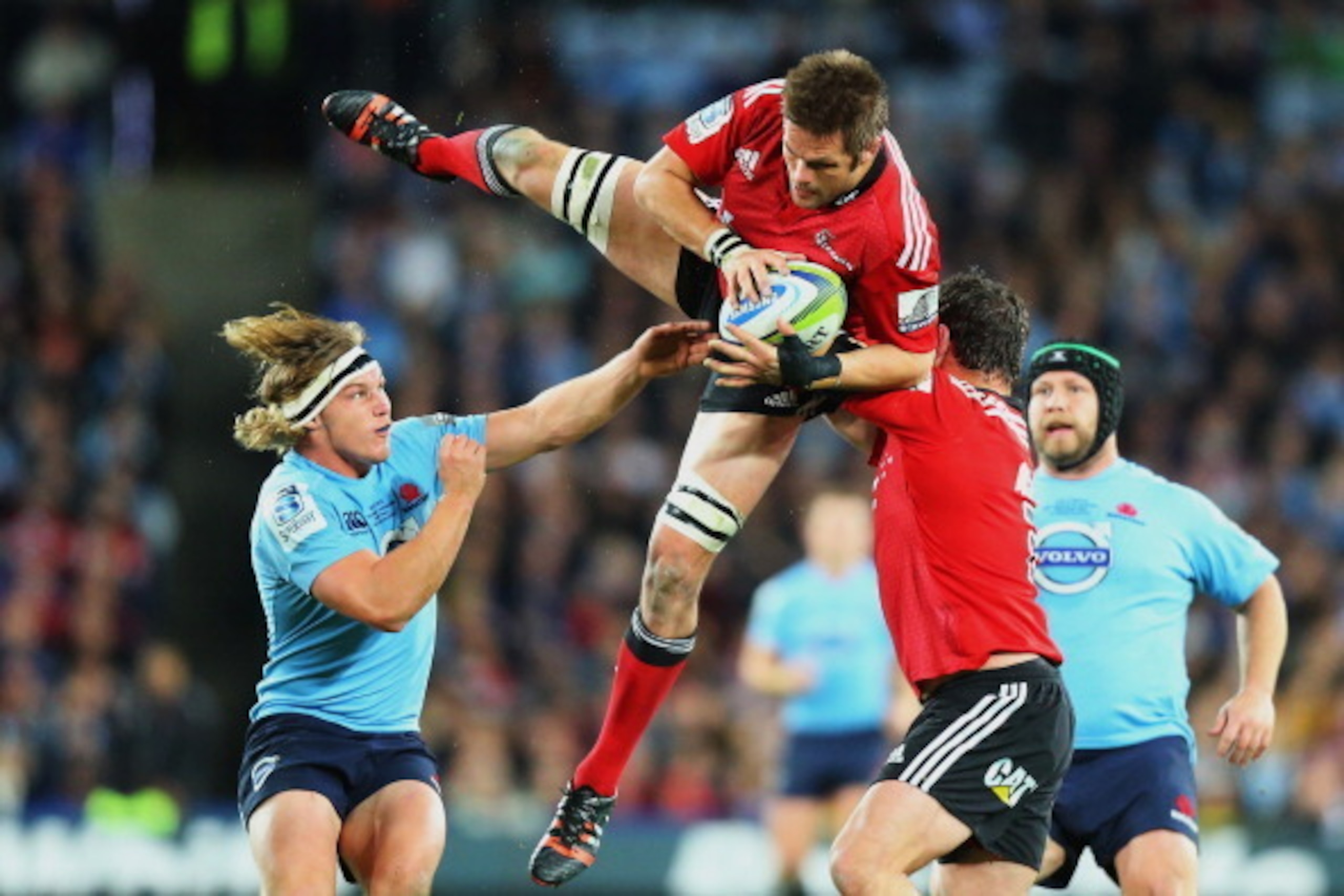 SYDNEY, AUSTRALIA - AUGUST 02: Richie McCaw of the Crusaders collects the ball during the Super Rugby Grand Final match between the Waratahs and the Crusaders at ANZ Stadium on August 2, 2014 in Sydney, Australia.  (Photo by Joosep Martinson/Getty Images)