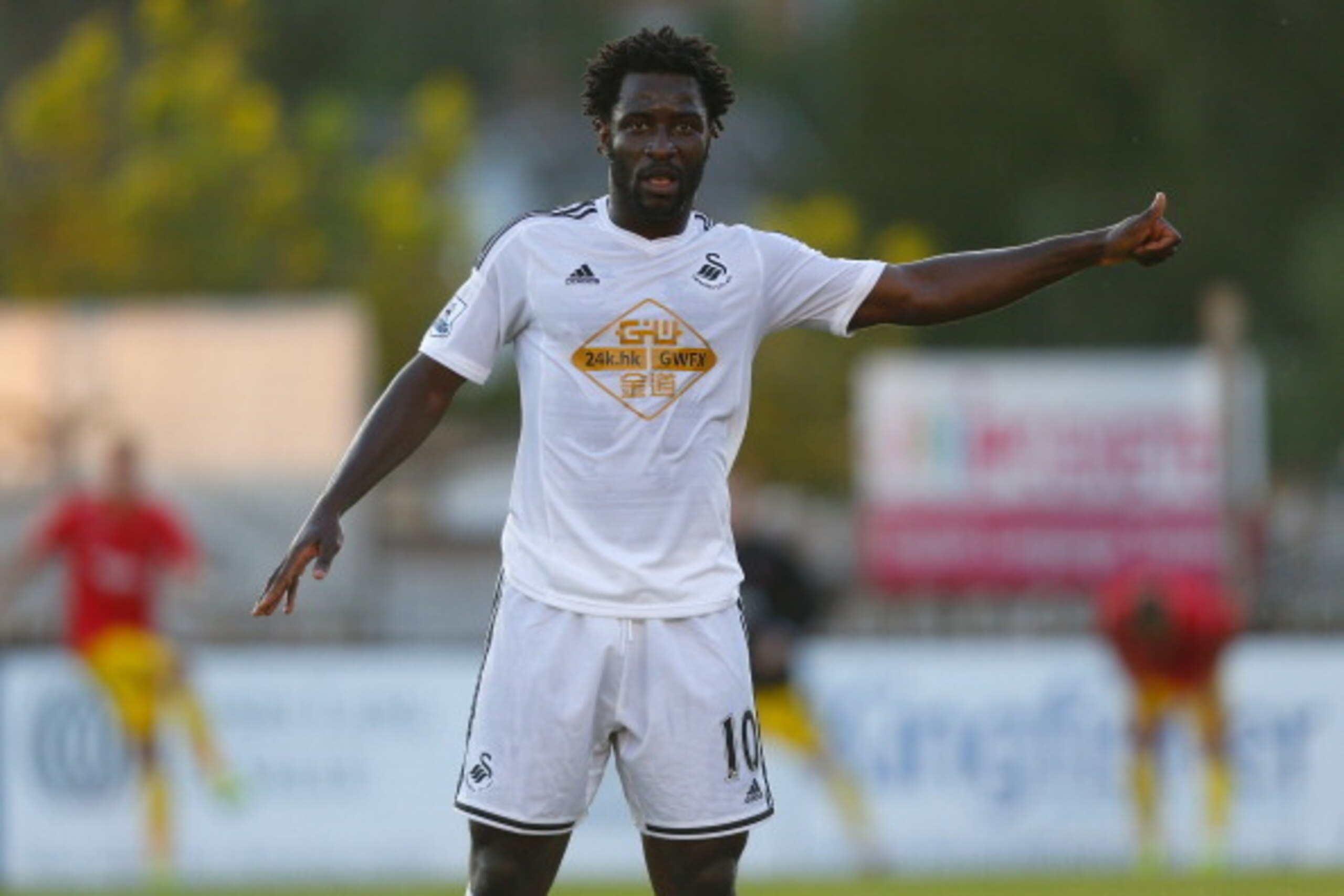 EXETER, ENGLAND - JULY 29: Wilfried Bony of Swansea City in action during the pre season friendly match between Exeter City and Swansea City at St. James Park on July 29, 2014 in Exeter, England. (Photo by Harry Engels/Getty Images) EXETER, ENGLAND - JULY 29: Wilfried Bony of Swansea City in action during the pre season friendly match between Exeter City and Swansea City at St. James Park on July 29, 2014 in Exeter, England. (Photo by Harry Engels/Getty Images)