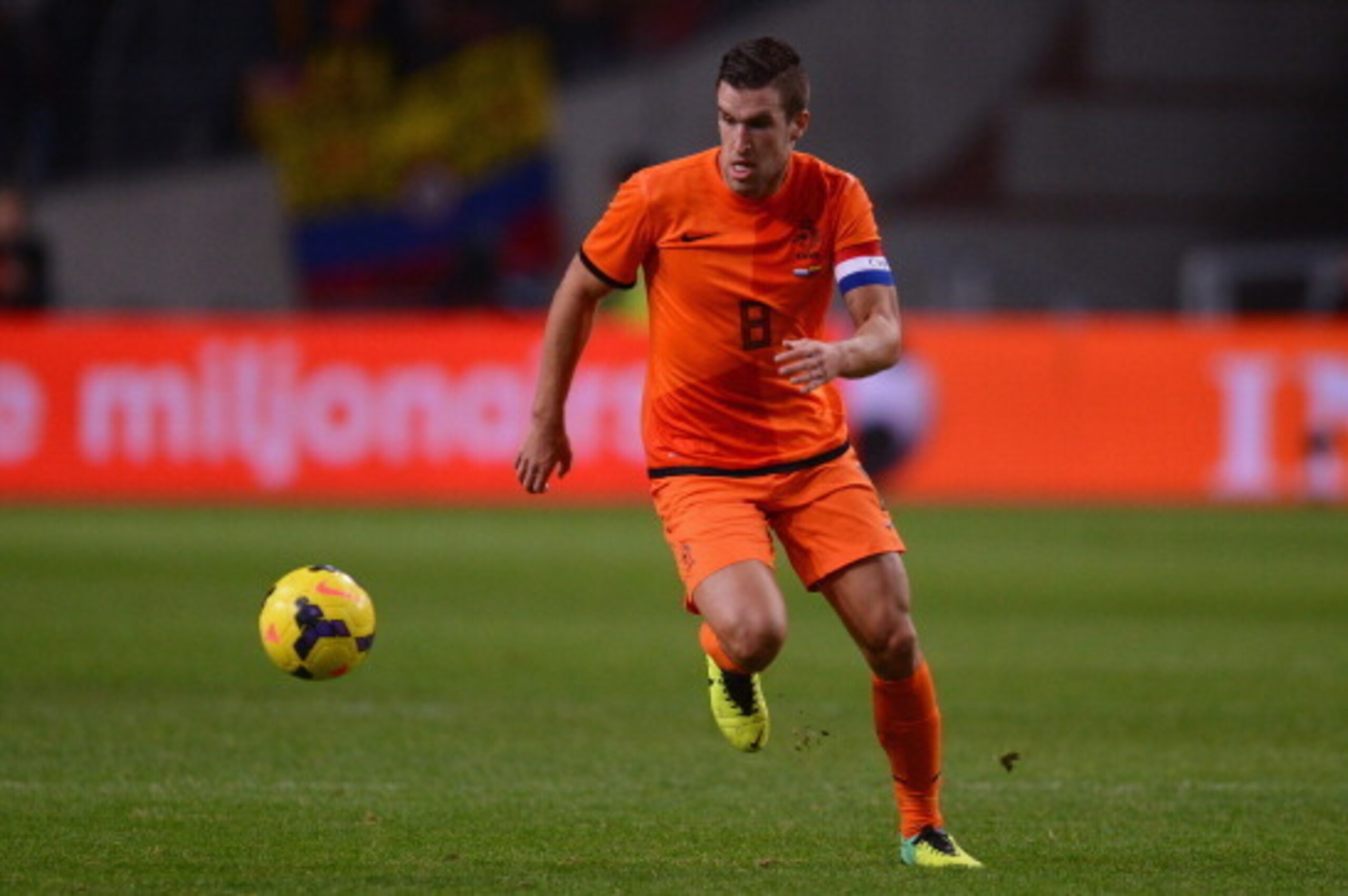 AMSTERDAM, NETHERLANDS - NOVEMBER 19:  Kevin Strootman of Netherlands runs with the ball during the International Friendly match between Netherlands and Colombia at Amsterdam ArenA on November 19, 2013 in Amsterdam, Netherlands.  (Photo by Lars Baron/Gett