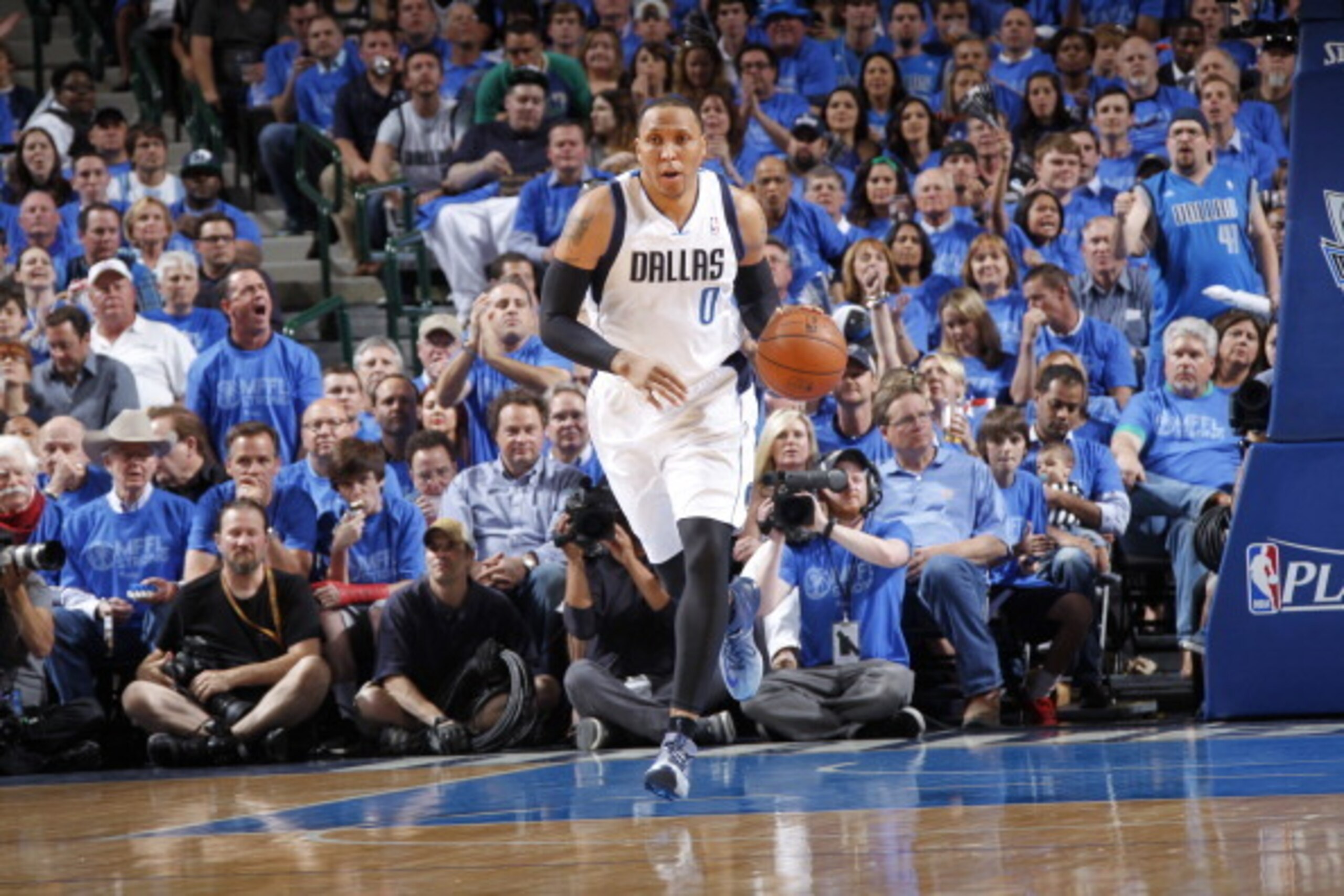 DALLAS, TX - APRIL 28: Shawn Marion #0 of the Dallas Mavericks handles the ball against the San Antonio Spurs during Game Four of the Western Conference Quarterfinals during the 2014 NBA Playoffs on April 28, 2014 at the American Airlines Center in Dallas