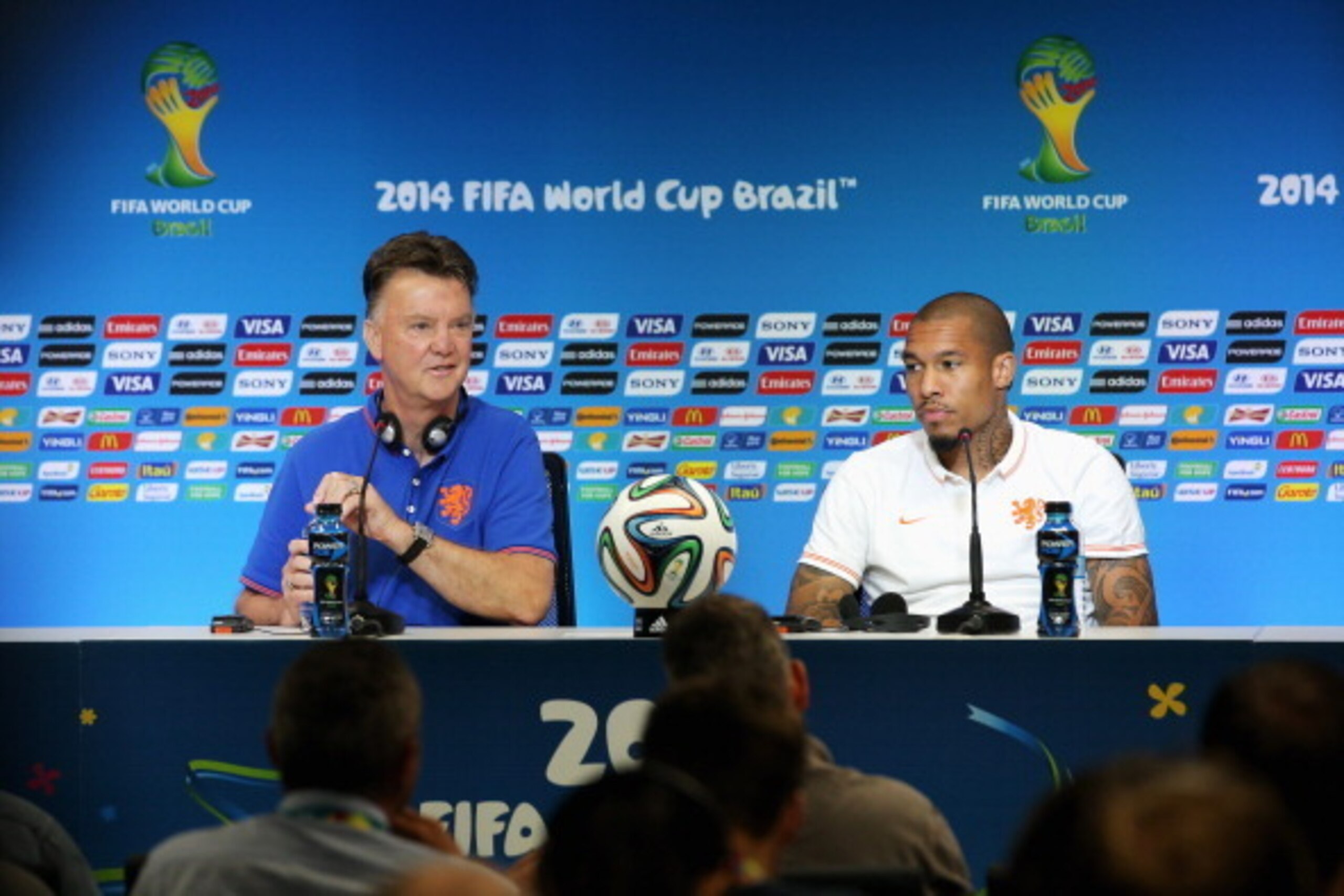 SALVADOR, BRAZIL - JULY 04: Head coach Louis van Gaal and Nigel de Jong speak to the media during the Netherlands press conference ahead of the 2014 FIFA World Cup quarter final match between the Netherlands and Costa Rica held at the Arena Fonte Nova on SALVADOR, BRAZIL - JULY 04: Head coach Louis van Gaal and Nigel de Jong speak to the media during the Netherlands press conference ahead of the 2014 FIFA World Cup quarter final match between the Netherlands and Costa Rica held at the Arena Fonte Nova on