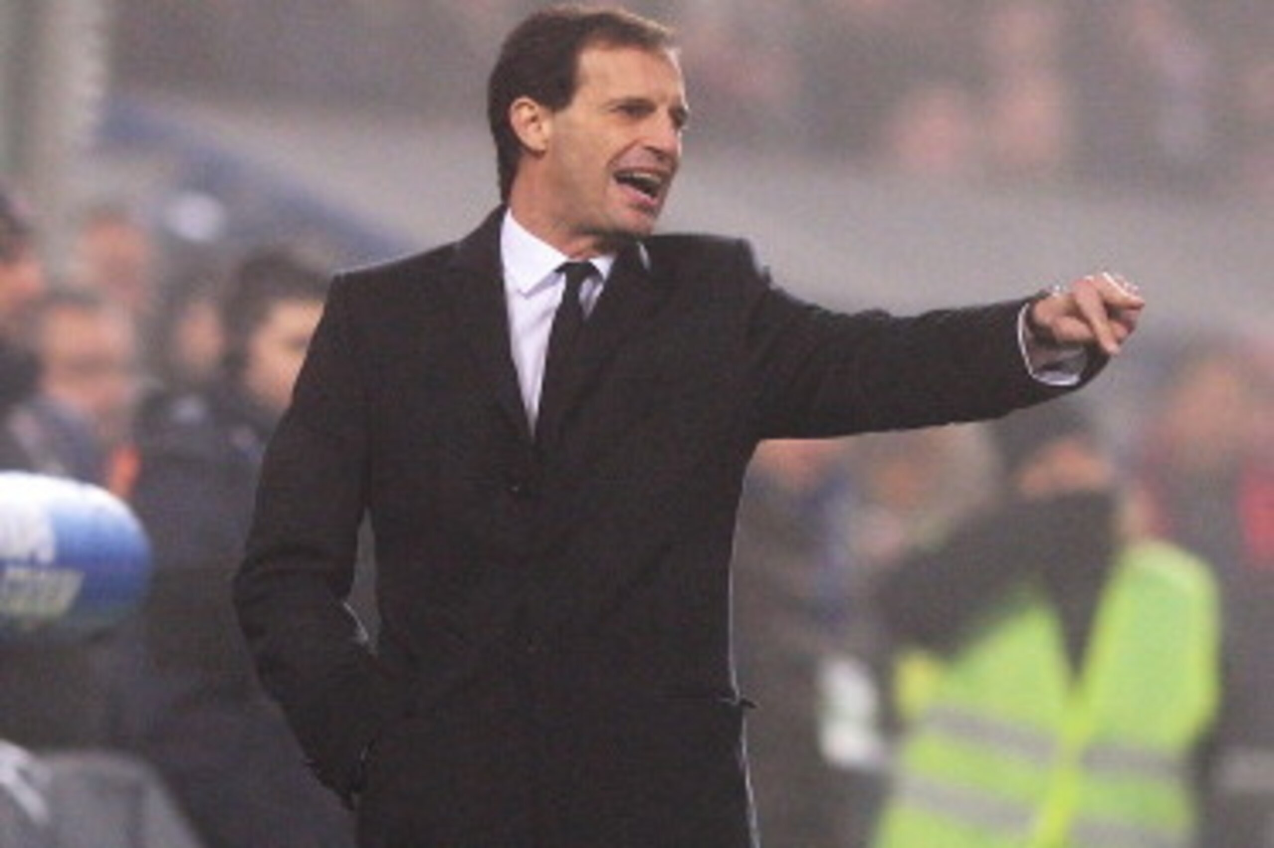 SASSUOLO, ITALY - JANUARY 12:  Head coach AC Milan Massimiliano Allegri reacts during the Serie A match between US Sassuolo Calcio and AC Milan on January 12, 2014 in Sassuolo, Italy.  (Photo by Claudio Villa/Getty Images)