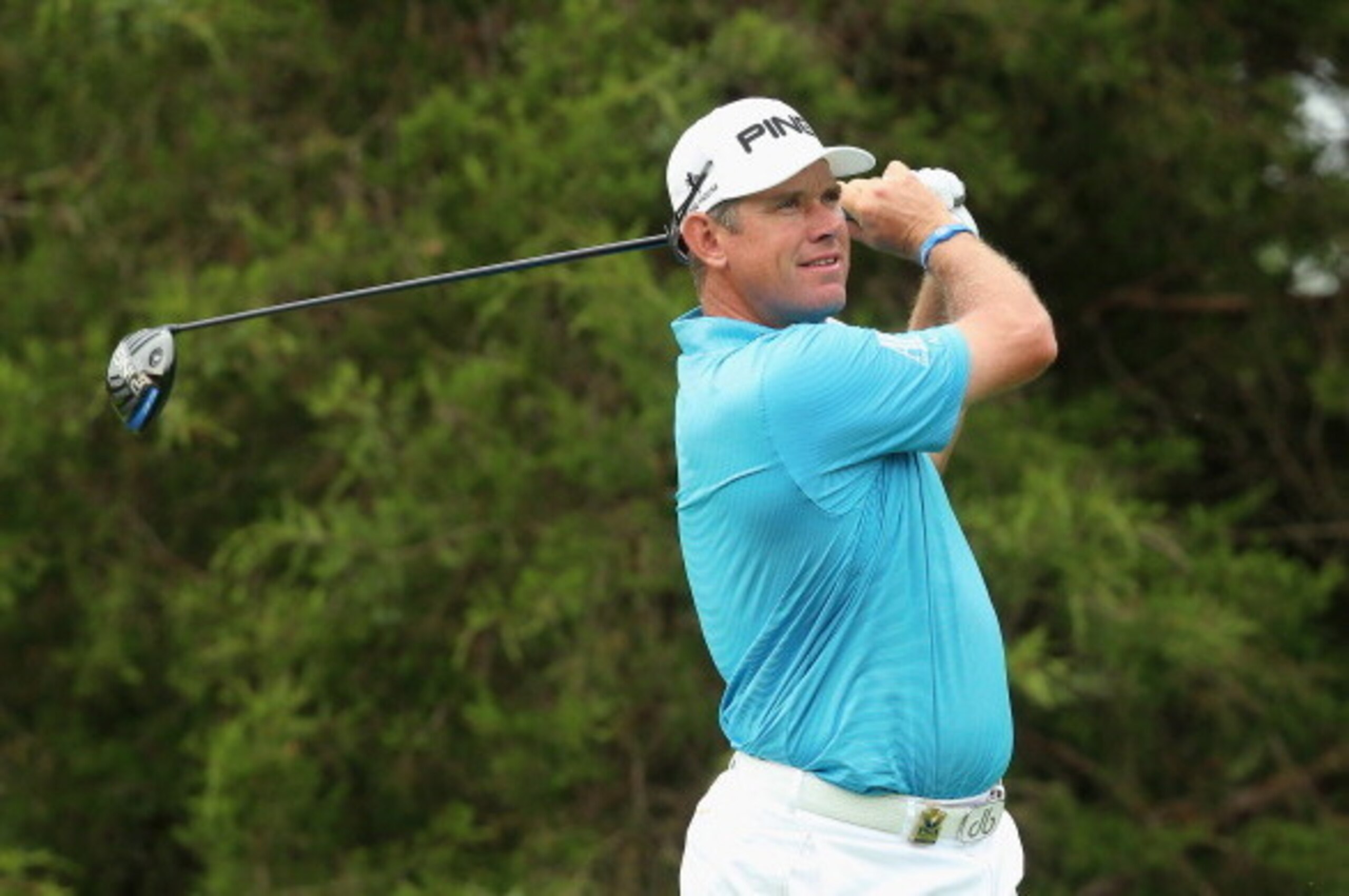 LOUISVILLE, KY - AUGUST 07:  Lee Westwood of England hits his tee shot on the 18th hole during the first round of the 96th PGA Championship at Valhalla Golf Club on August 7, 2014 in Louisville, Kentucky.  (Photo by Andrew Redington/Getty Images)