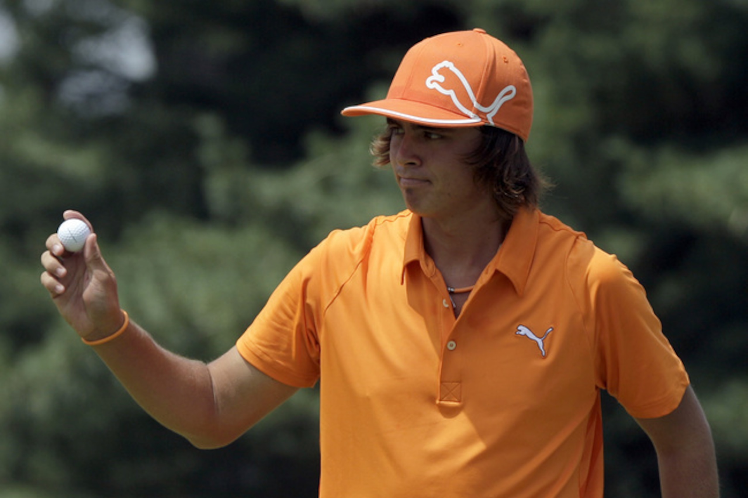 Rickie used to be known more for his orange outfits than his golf skills.