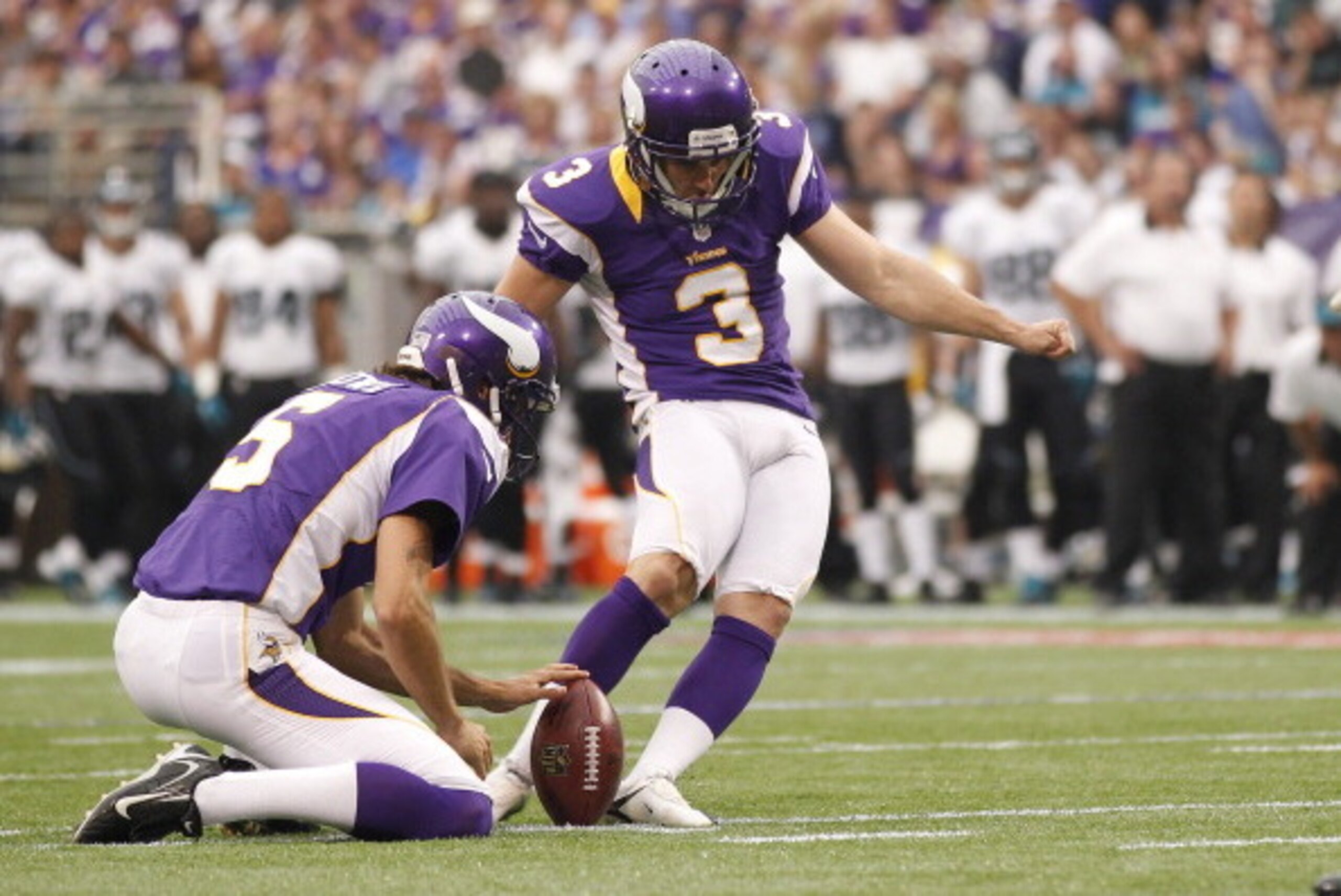 MINNEAPOLIS, MN - SEPTEMBER 09: Blair Walsh #3 of the Minnesota Vikings kicks a field goal with Chris Kluwe #5 of the Minnesota Vikings holding during the opening day against the Minnesota Vikings September 9, 2012 at Mall of America Field at the Hubert H